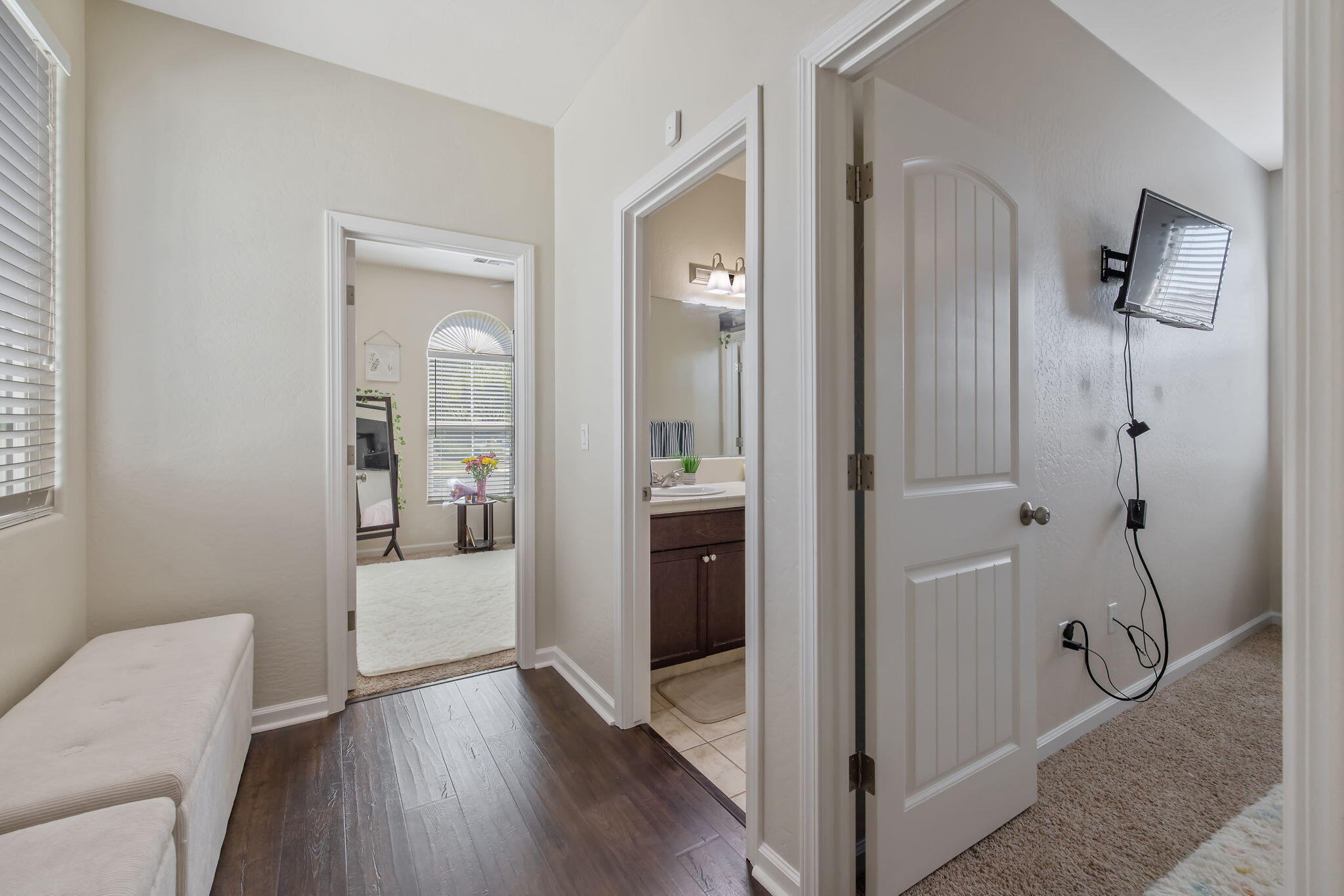 6428 W Oriole Ave, Visalia, CA 93291