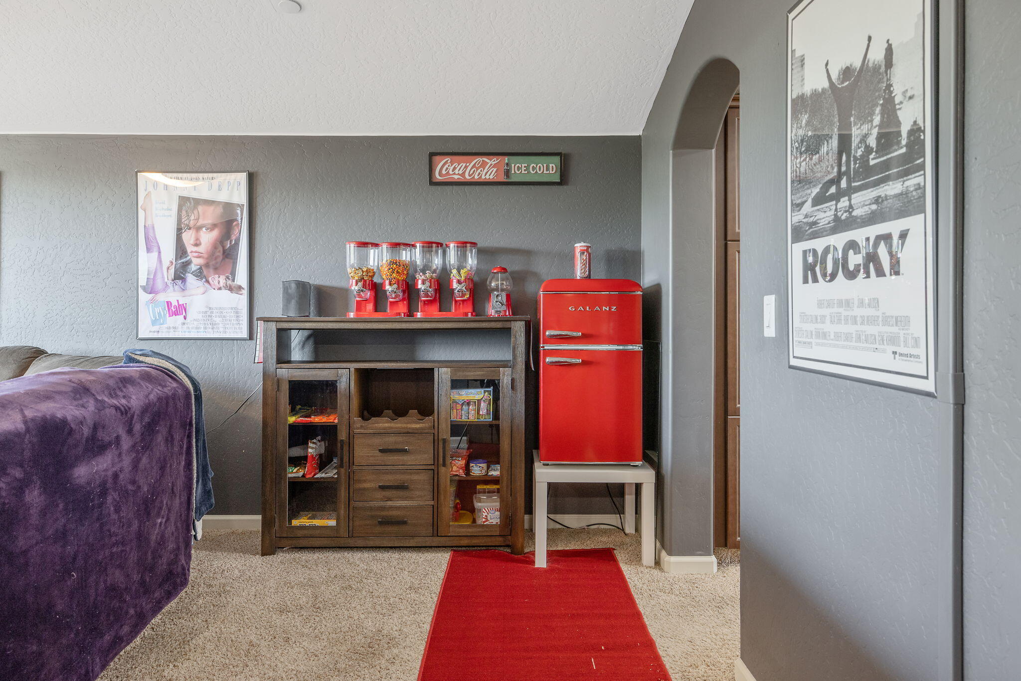 6428 W Oriole Ave, Visalia, CA 93291