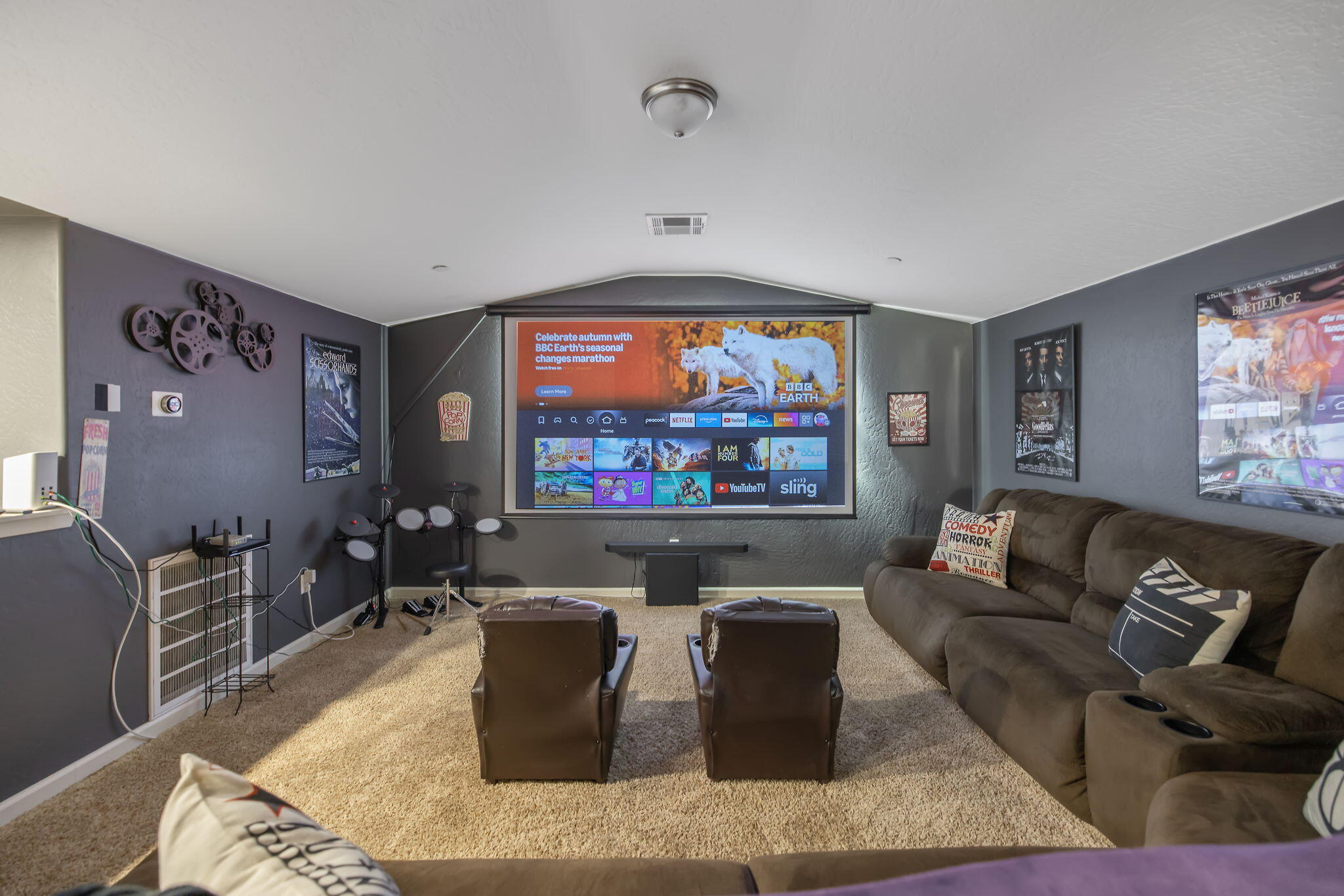 6428 W Oriole Ave, Visalia, CA 93291