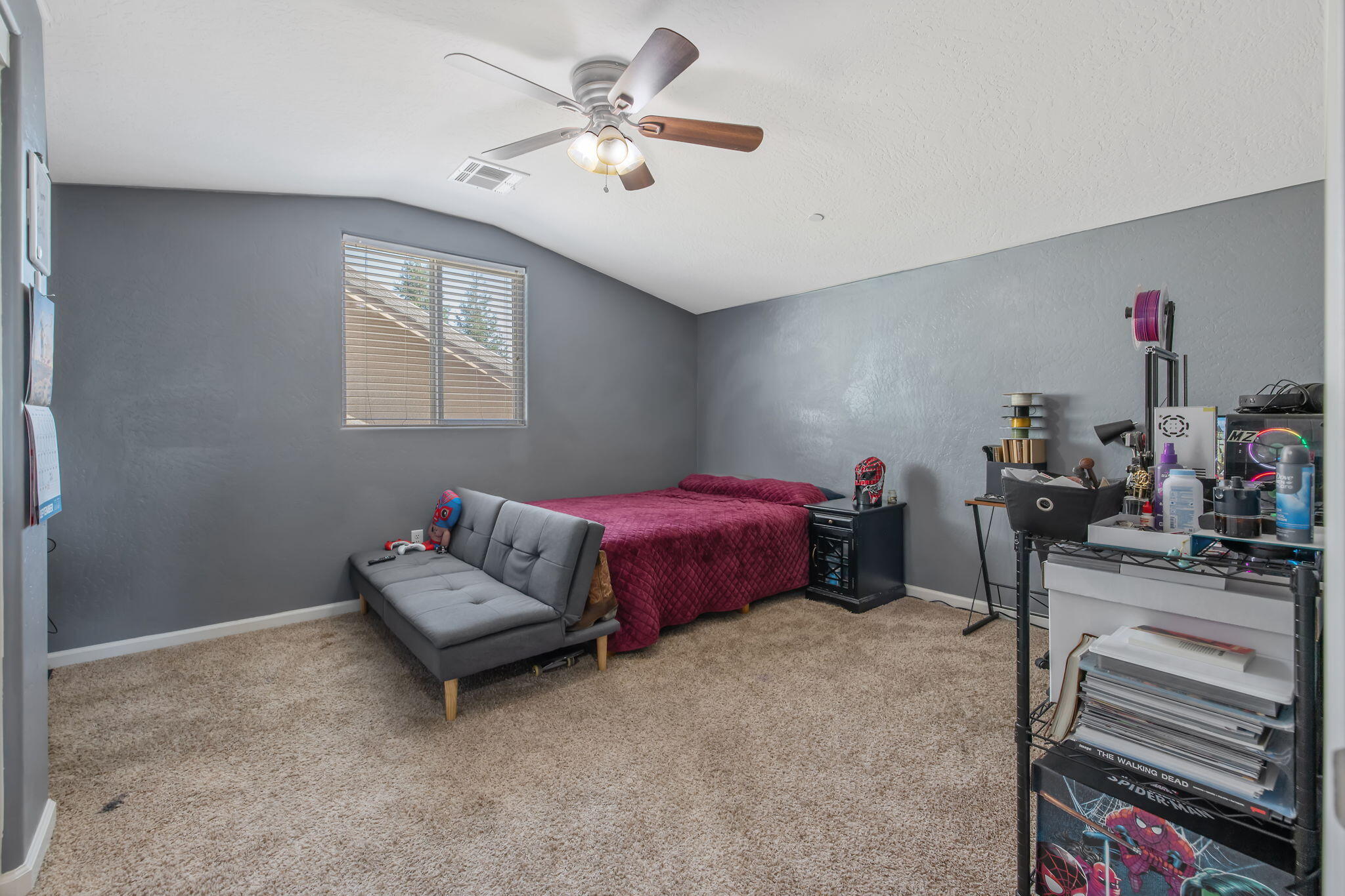 6428 W Oriole Ave, Visalia, CA 93291