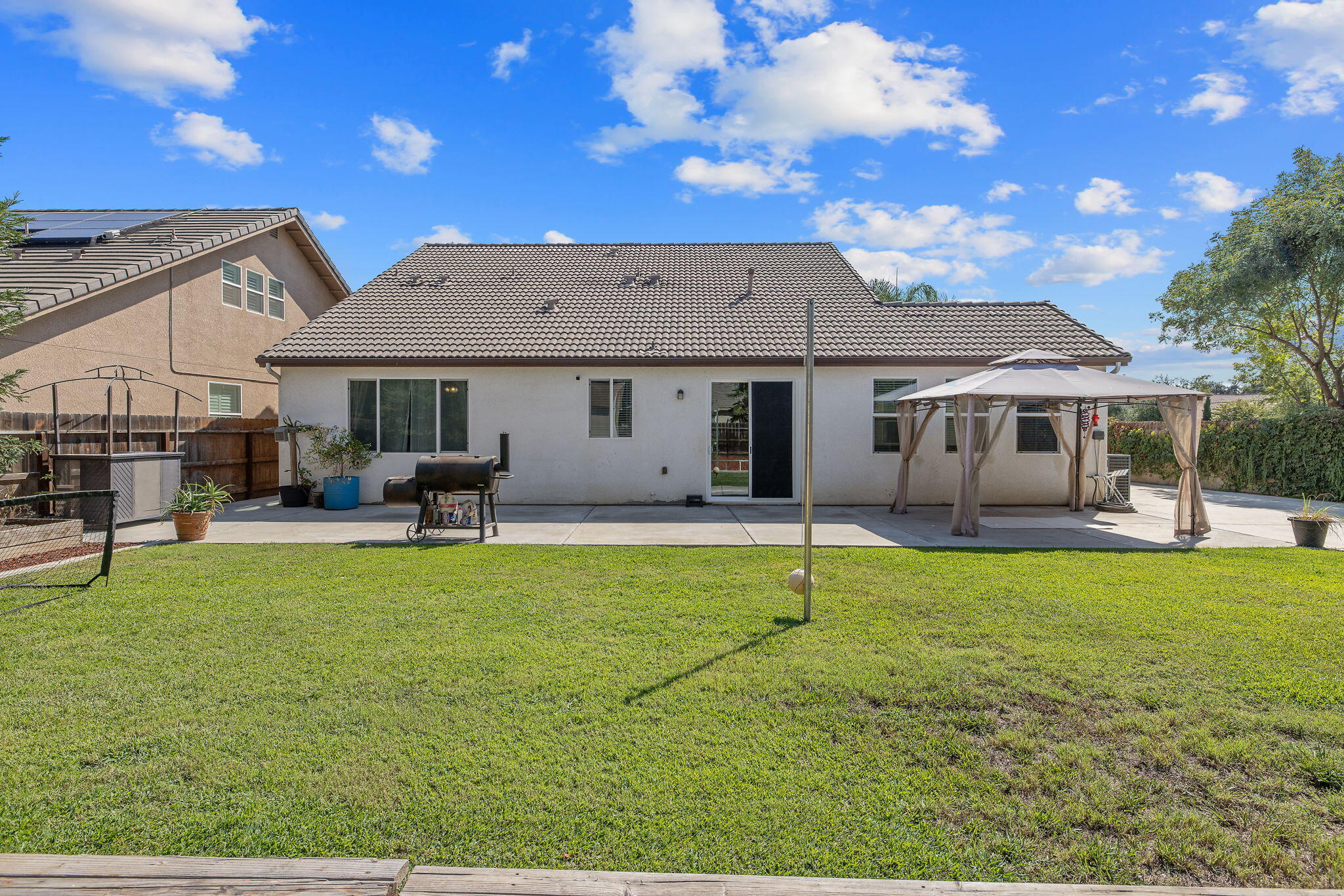 6428 W Oriole Ave, Visalia, CA 93291