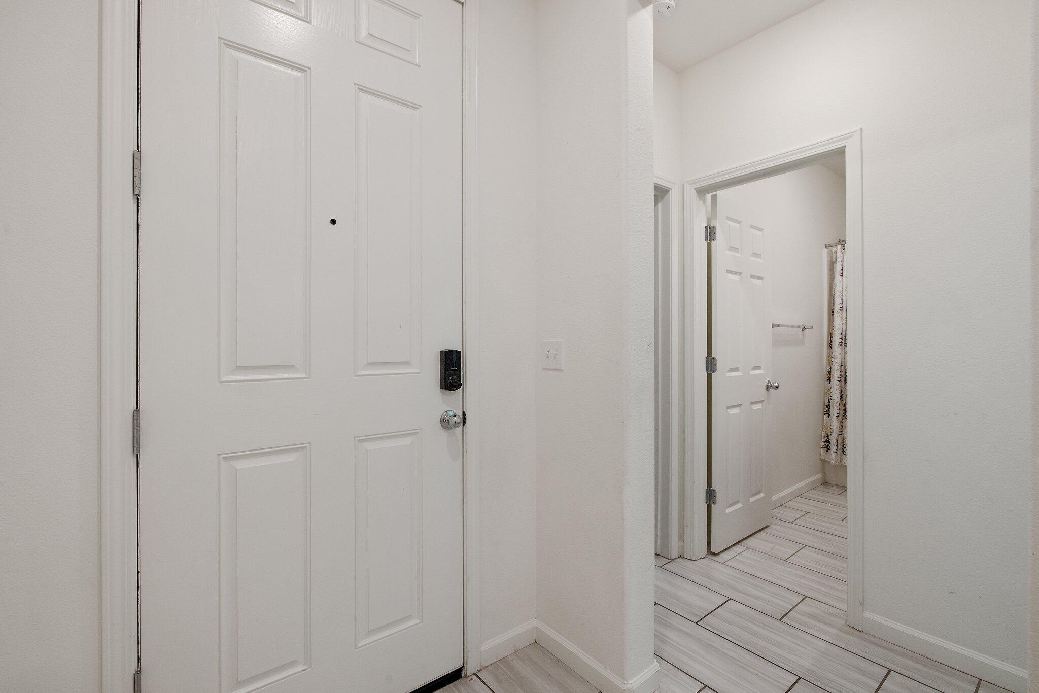 3541 E Laura Ct, Visalia, CA 93292