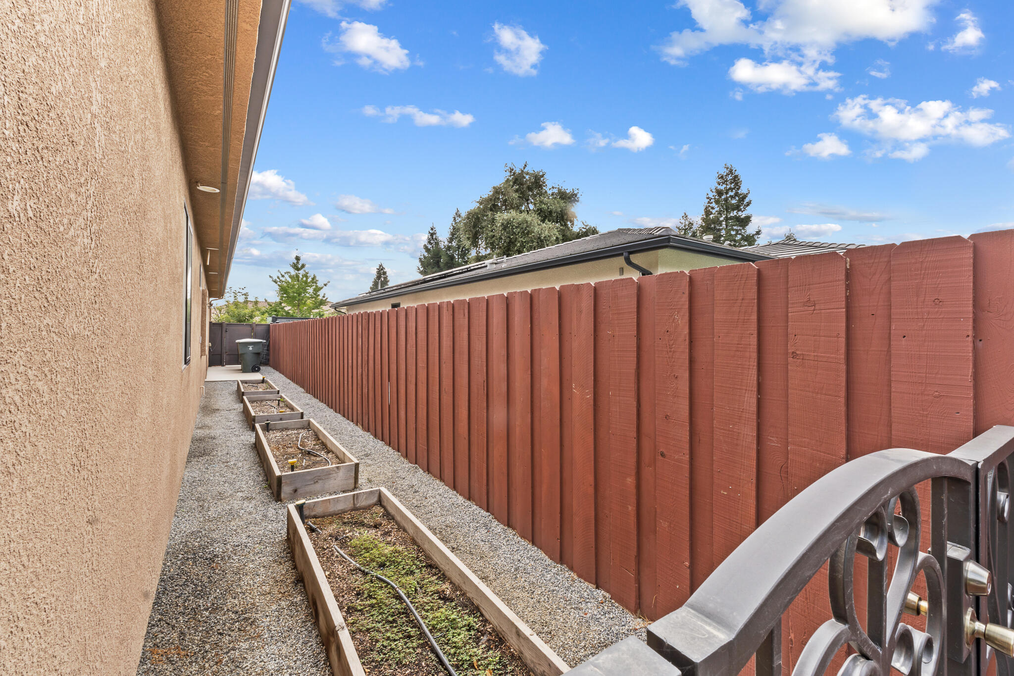 4812 W Wren Ave, Visalia, CA 93291