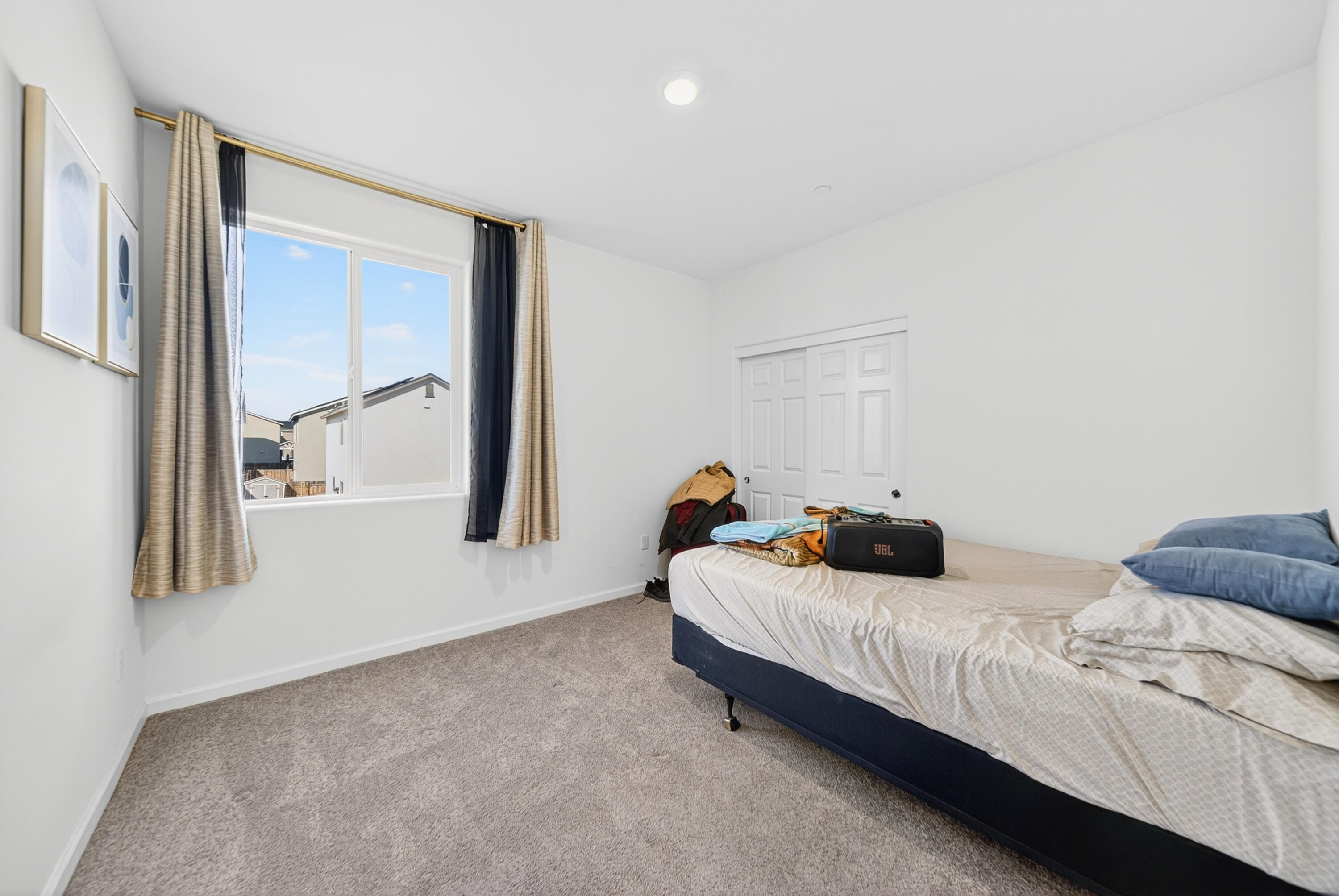 3219 E Mary Ave, Visalia, CA 93292