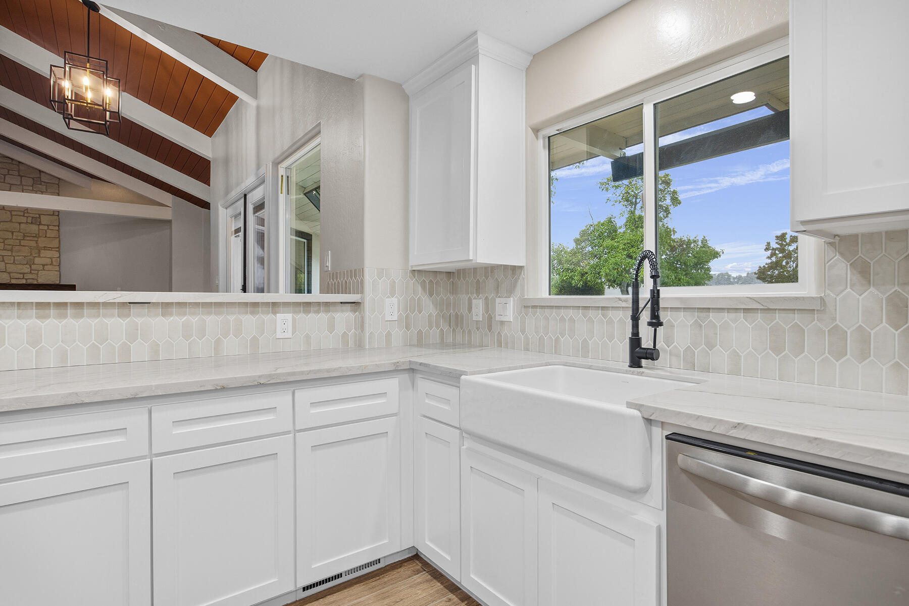 31191 Rd 160 #160, Visalia, CA 93292