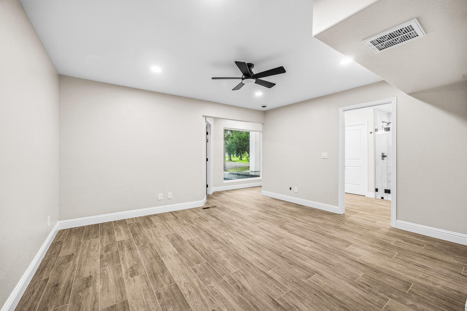 31191 Rd 160 #160, Visalia, CA 93292