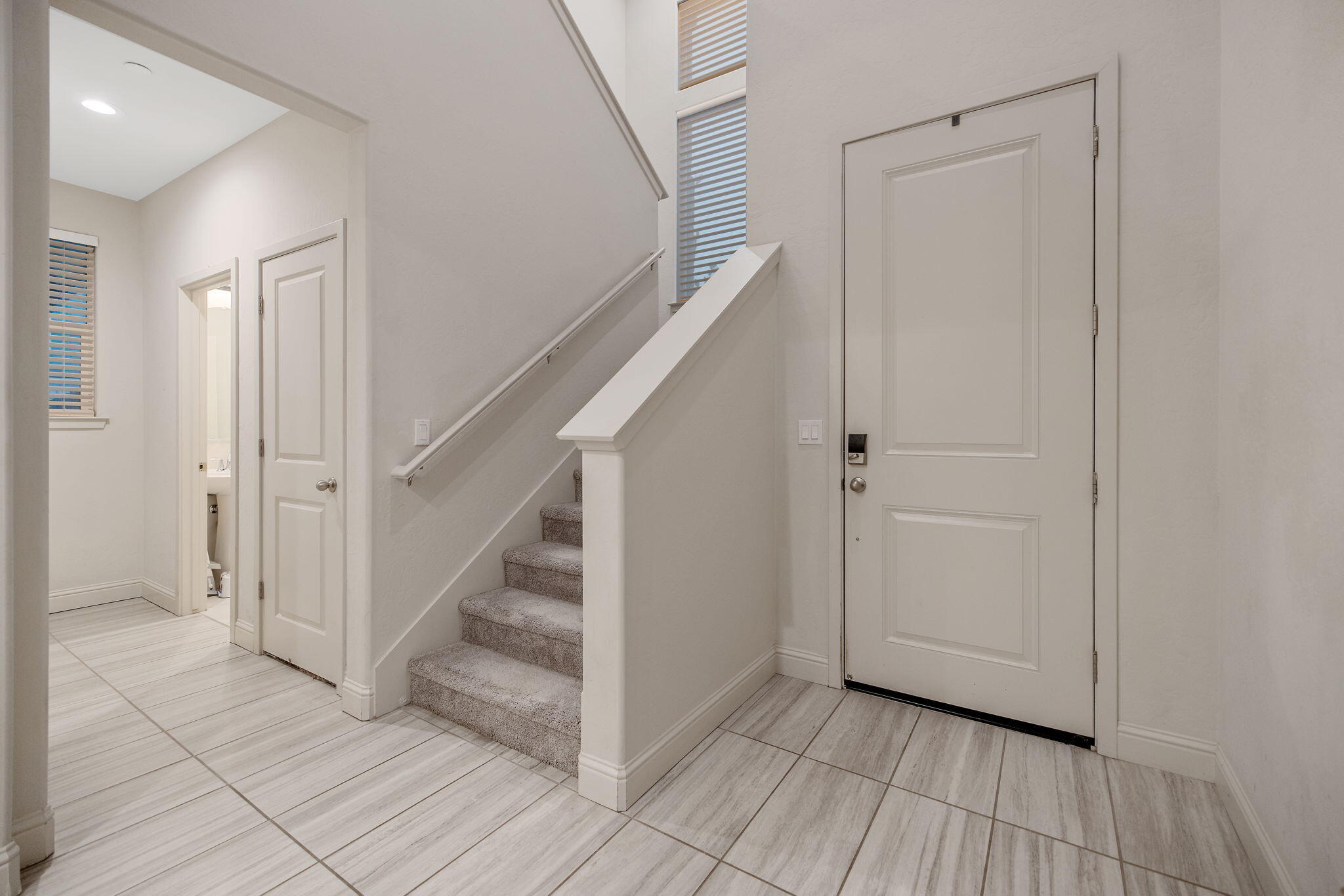 3433 W Milan Ave, Visalia, CA 93277