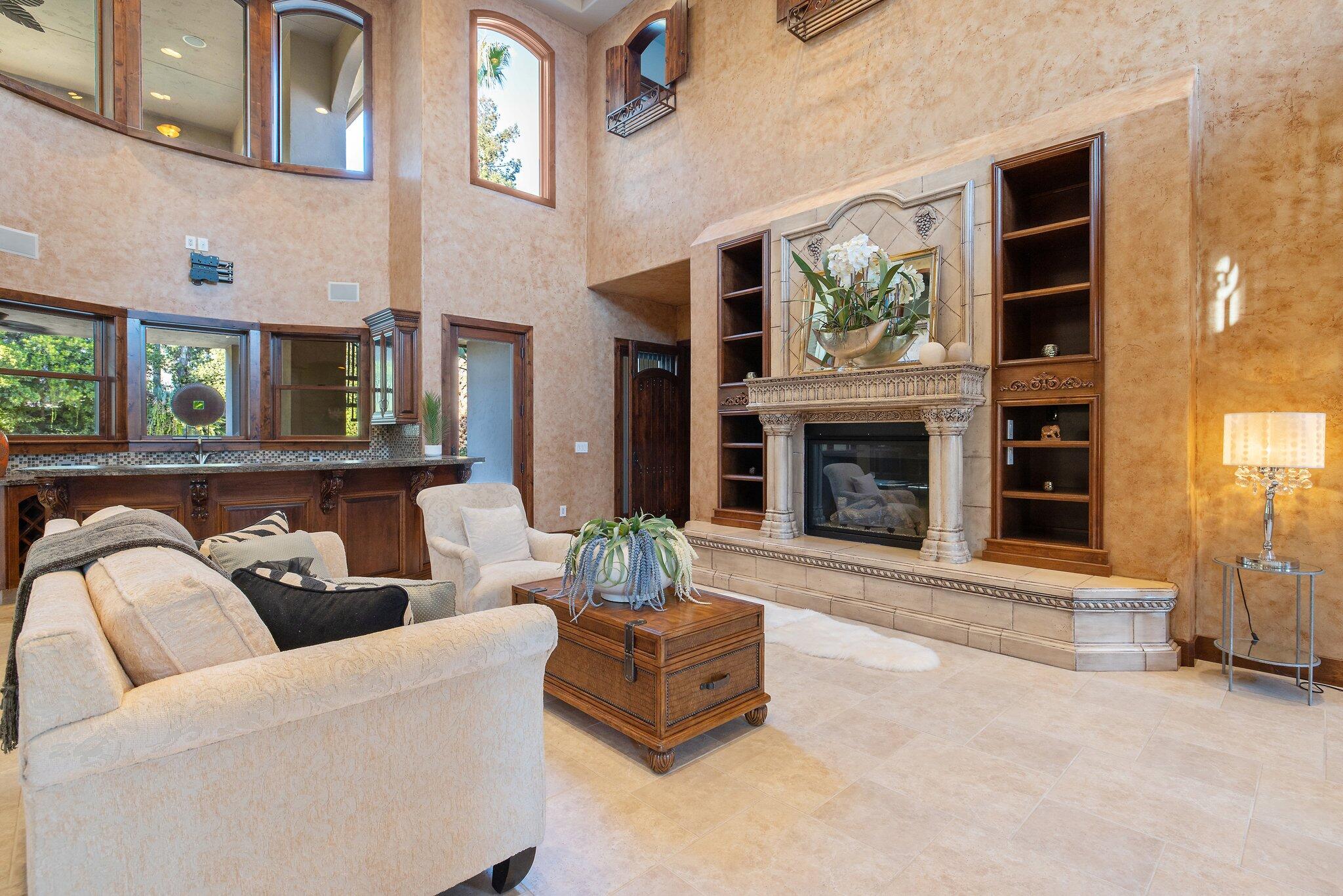 5034 W Firenze Ave, Visalia, CA 93291