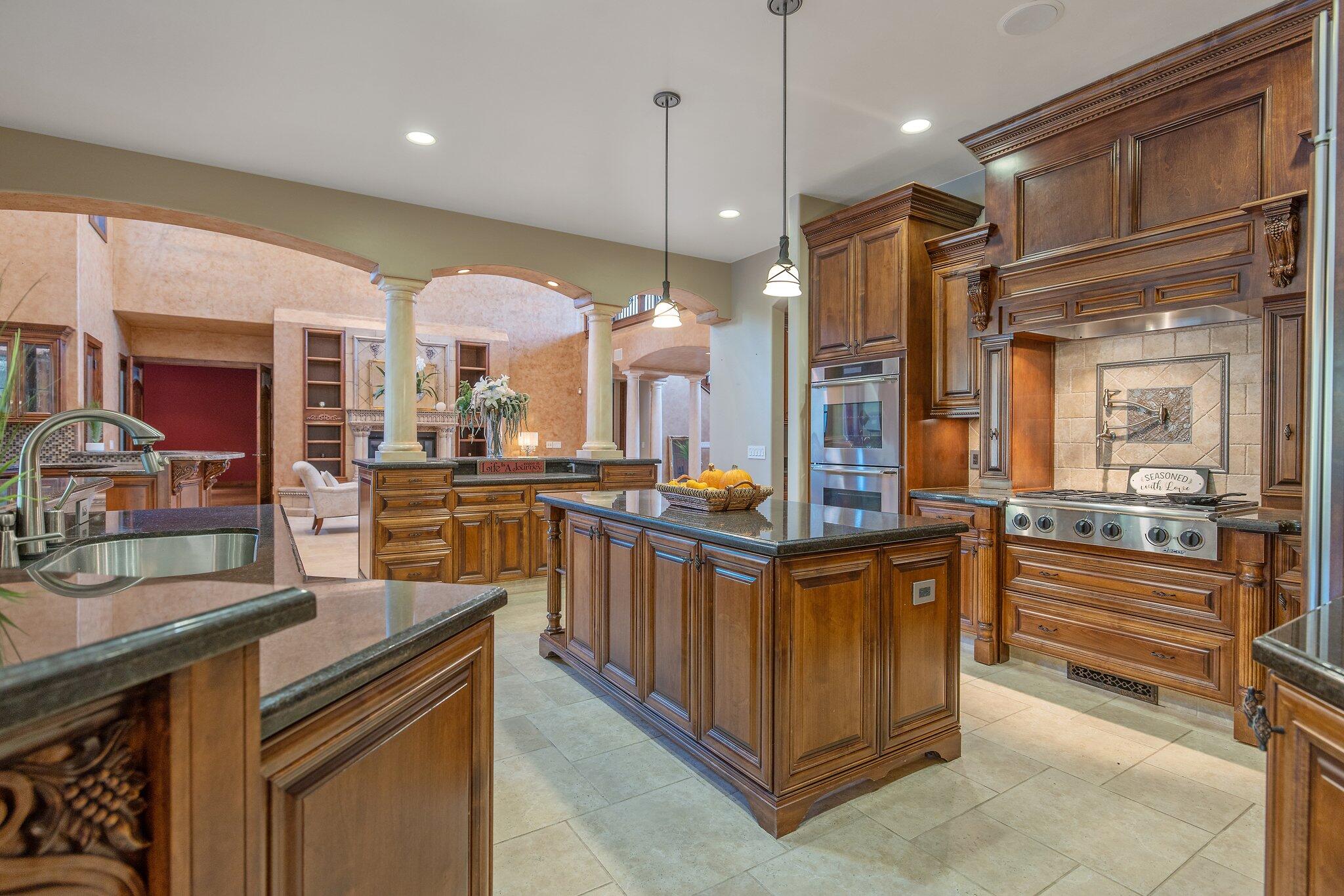 5034 W Firenze Ave, Visalia, CA 93291