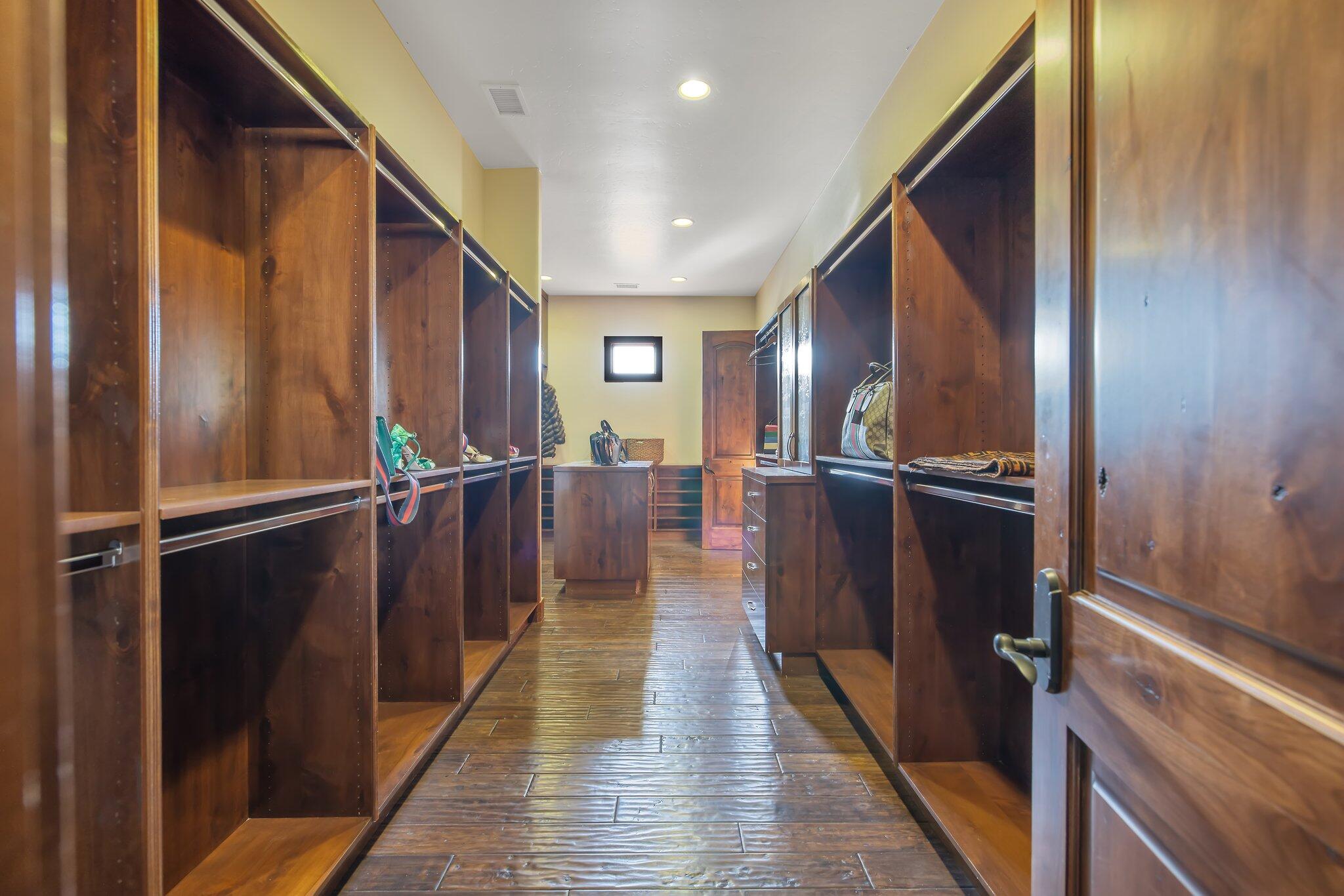 5034 W Firenze Ave, Visalia, CA 93291