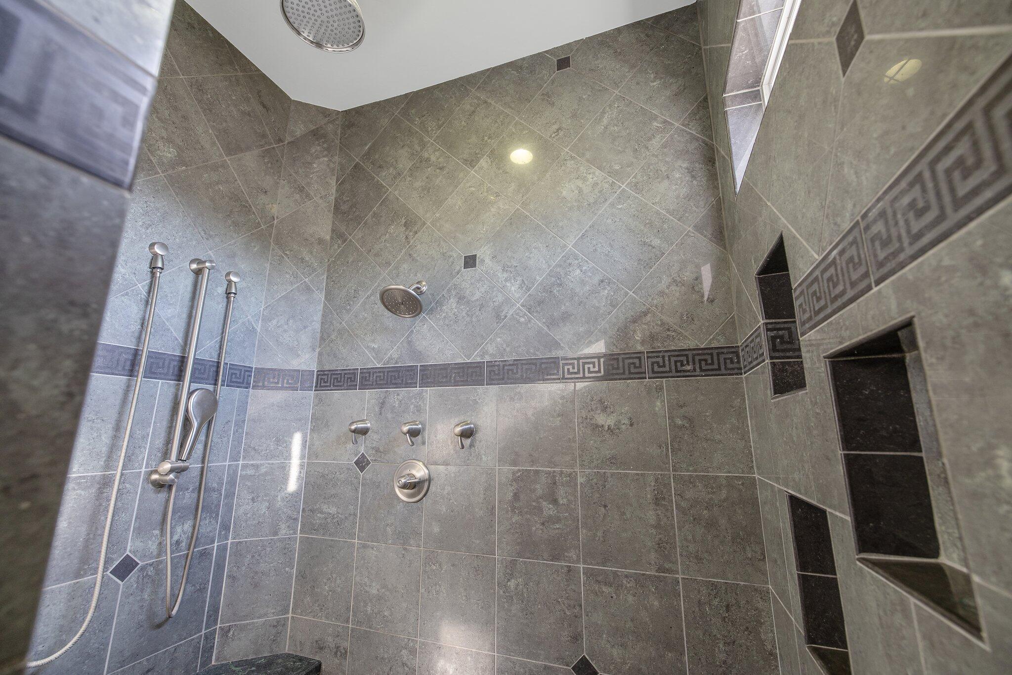 5034 W Firenze Ave, Visalia, CA 93291