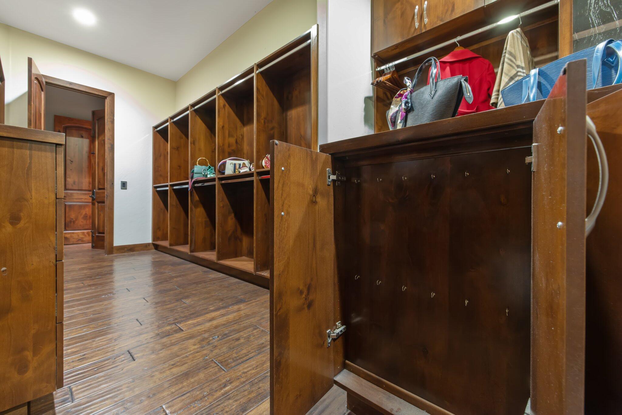 5034 W Firenze Ave, Visalia, CA 93291