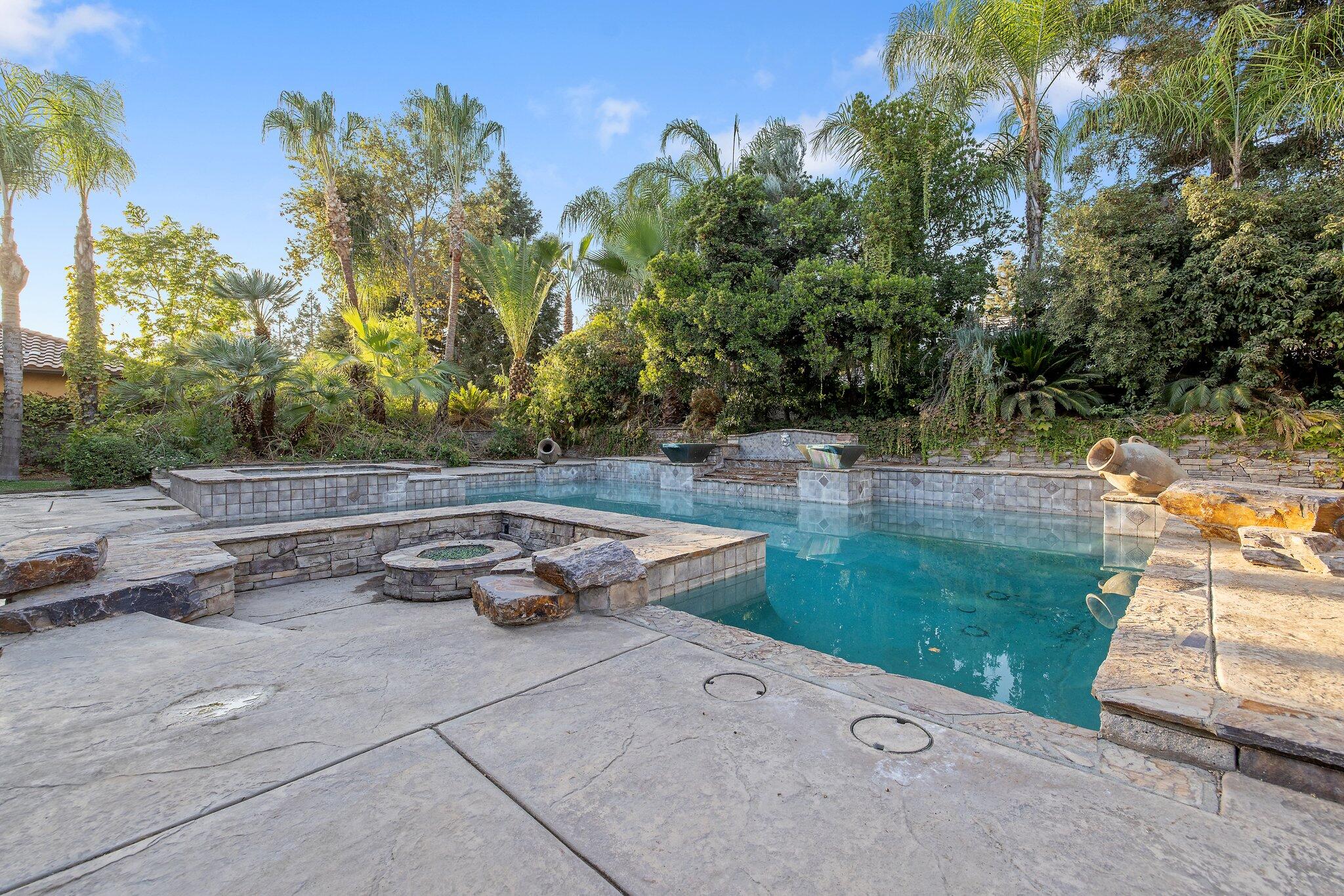 5034 W Firenze Ave, Visalia, CA 93291