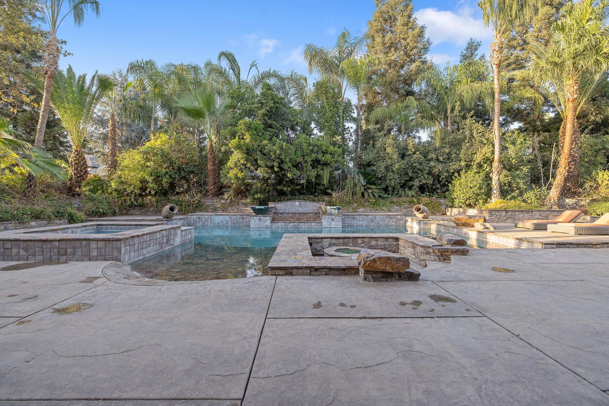 5034 W Firenze Ave, Visalia, CA 93291