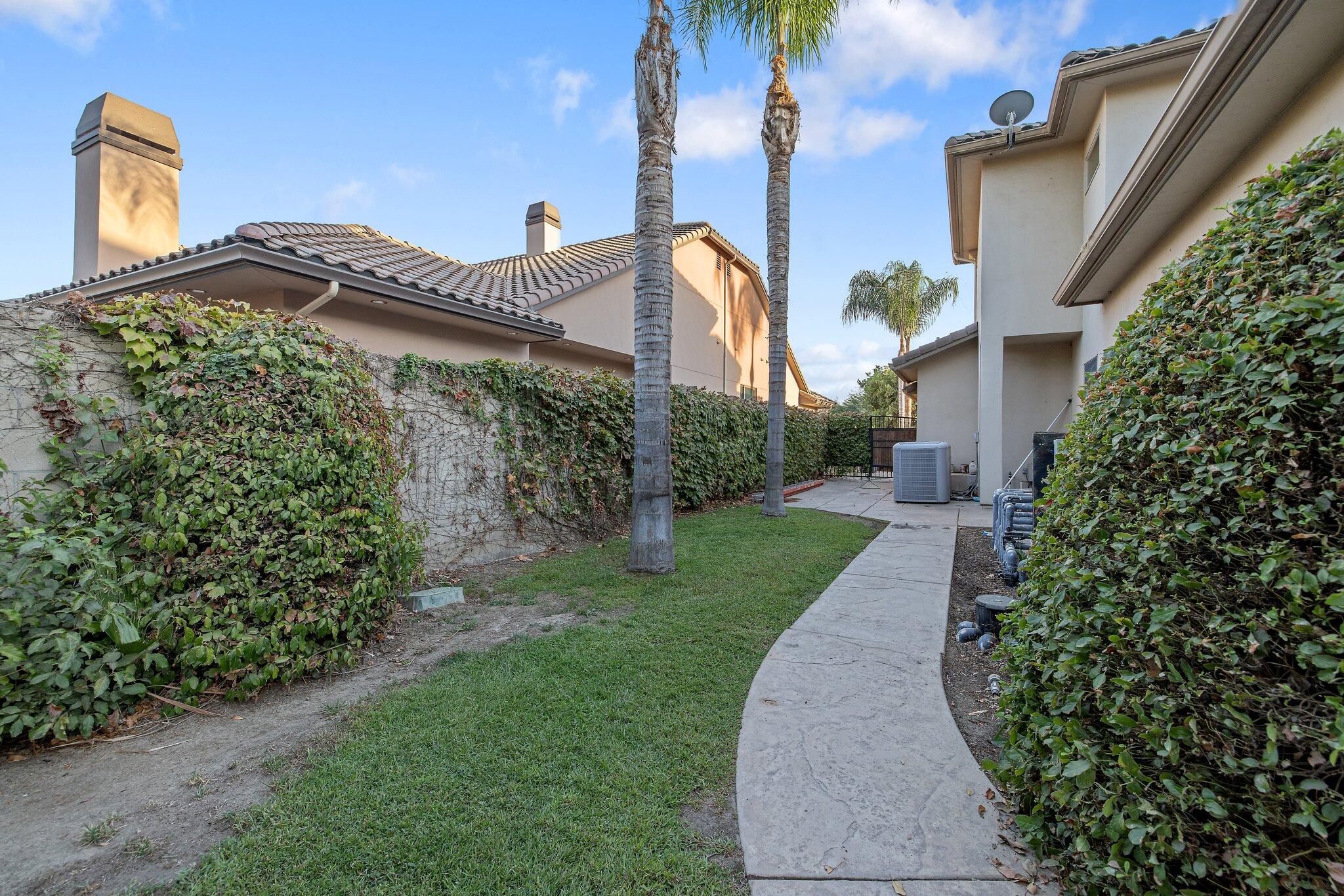 5034 W Firenze Ave, Visalia, CA 93291