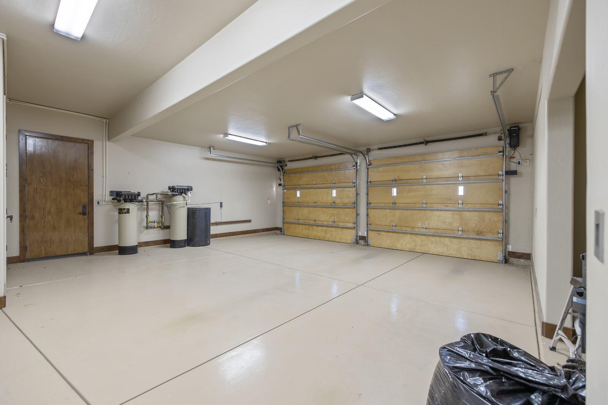 5034 W Firenze Ave, Visalia, CA 93291