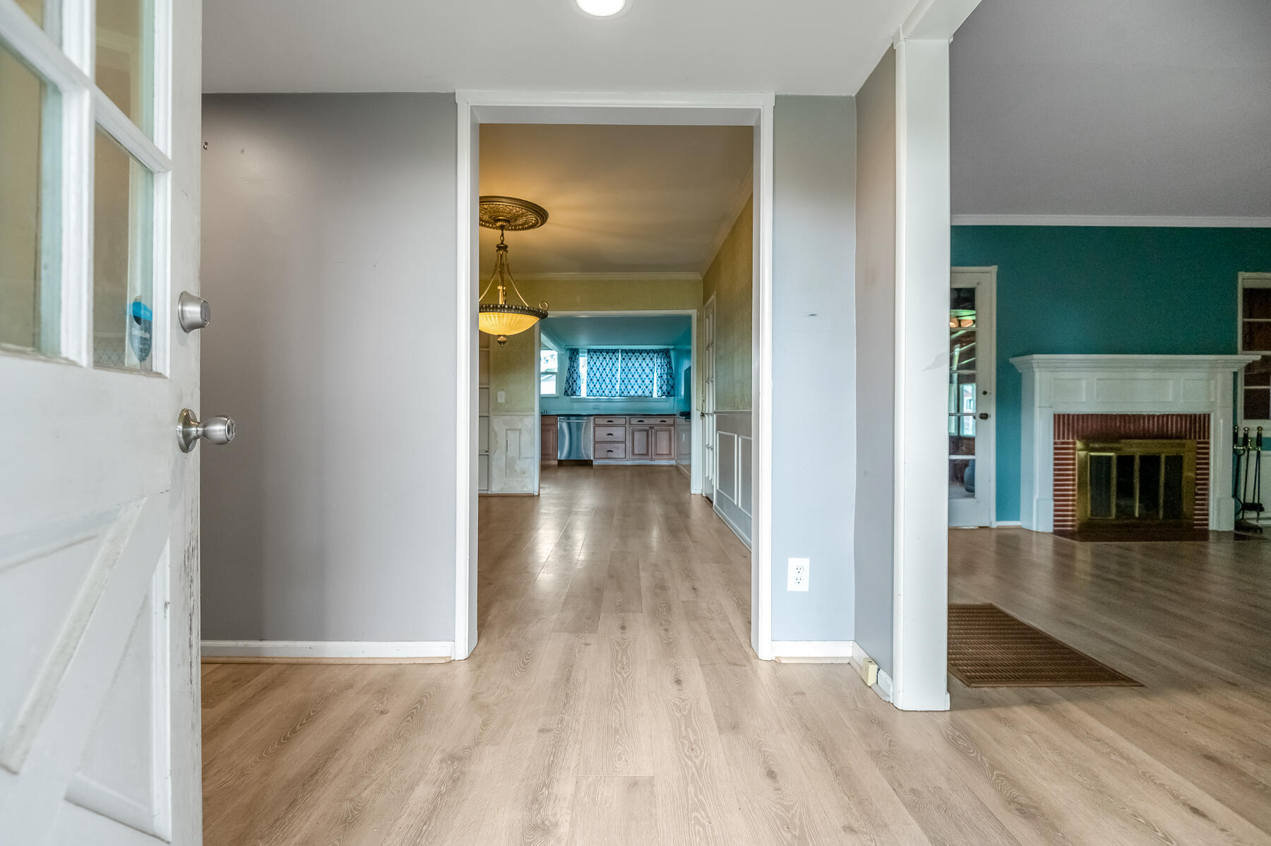 4708 W Hurley Ave, Visalia, CA 93291