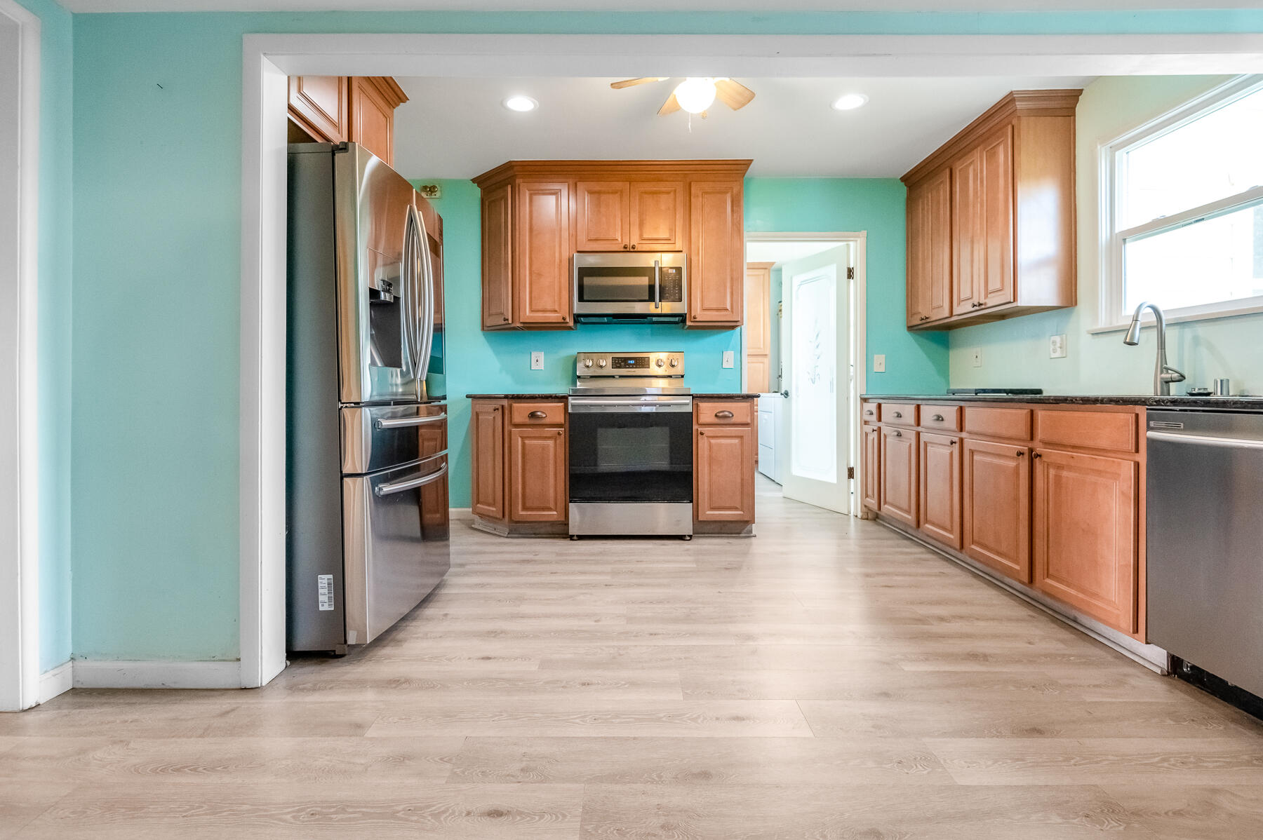 4708 W Hurley Ave, Visalia, CA 93291