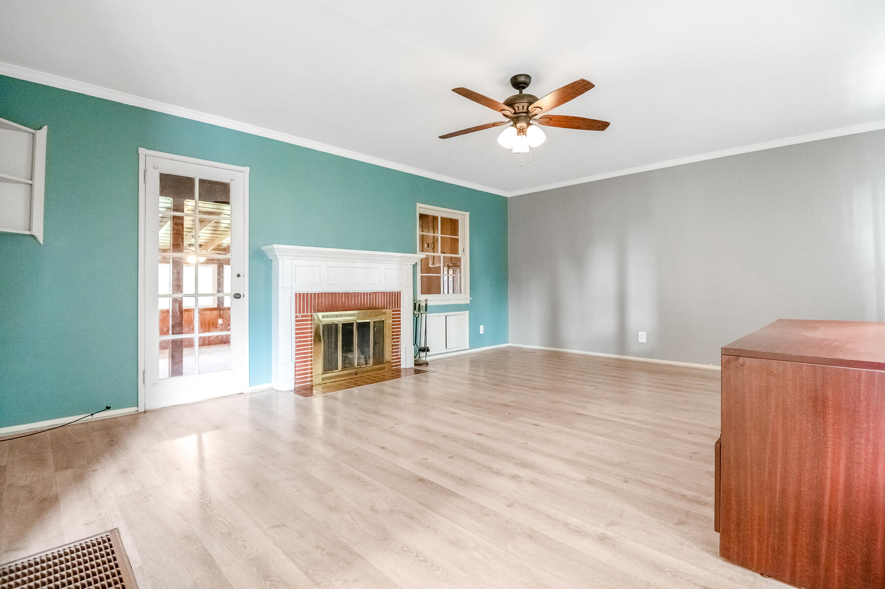 4708 W Hurley Ave, Visalia, CA 93291