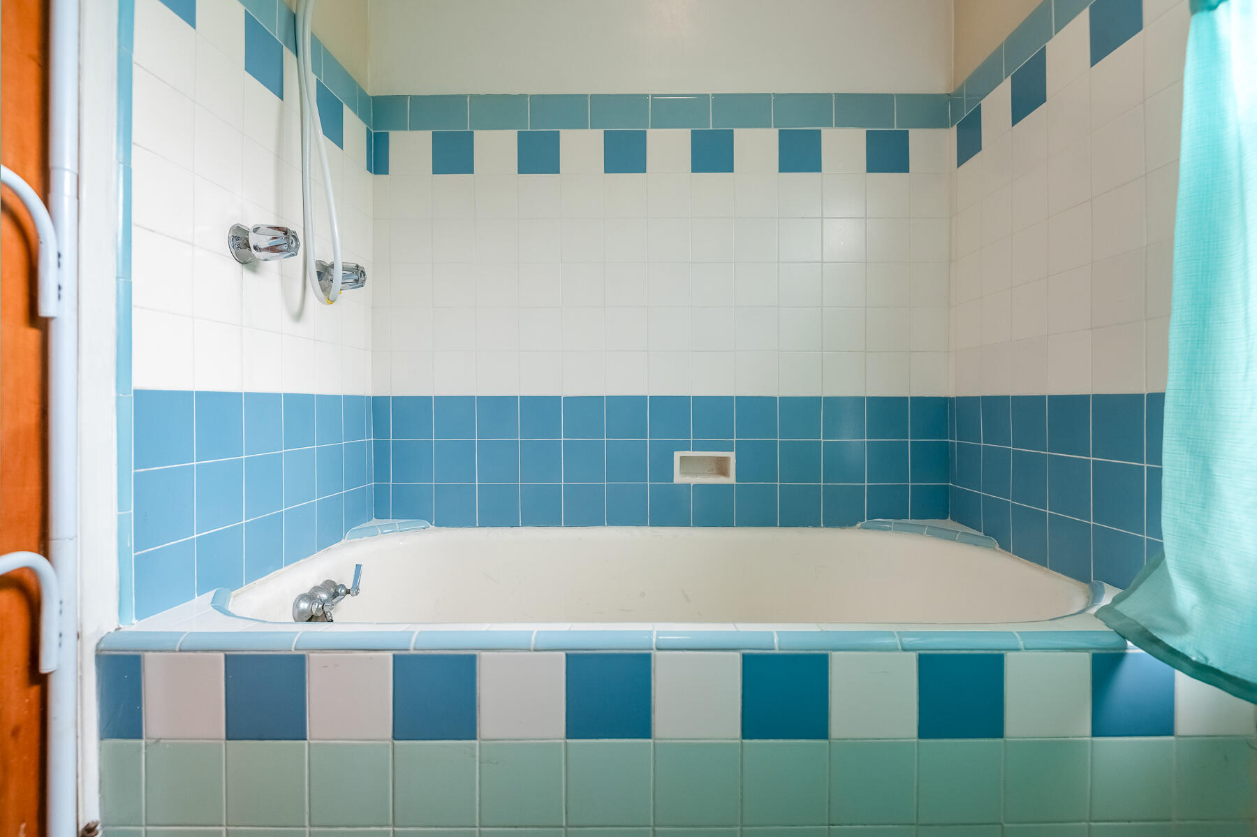 4708 W Hurley Ave, Visalia, CA 93291