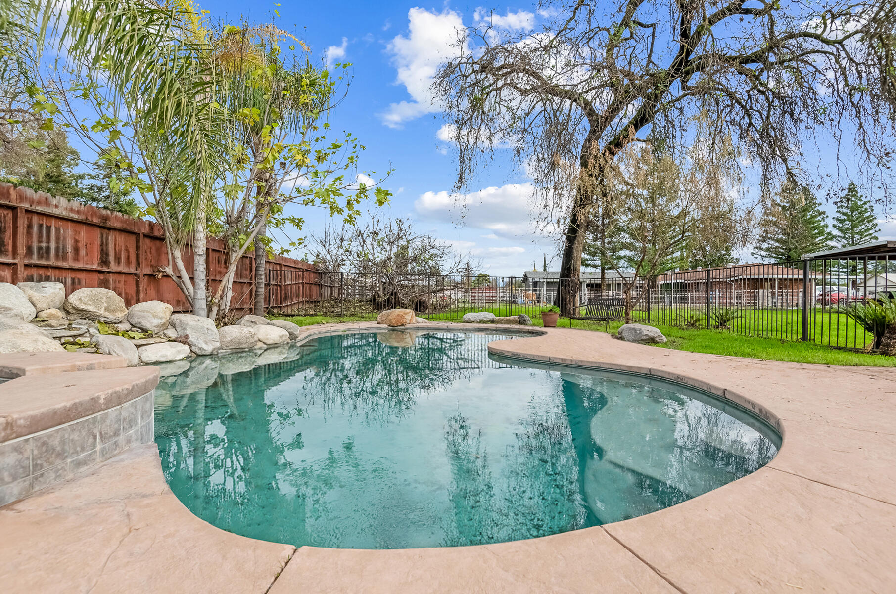 4708 W Hurley Ave, Visalia, CA 93291