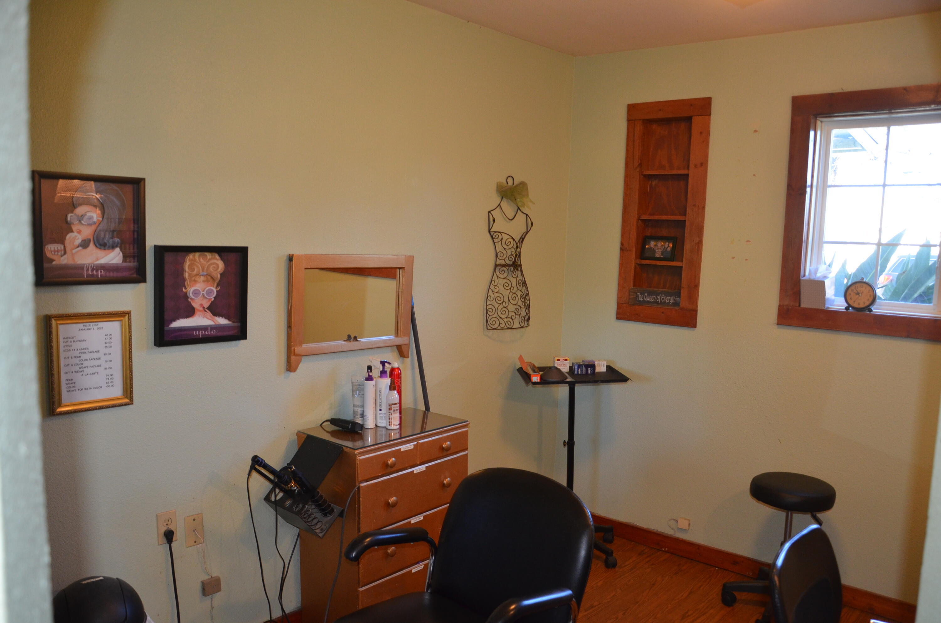 1837 W Sunnyside Ave, Visalia, CA 93277