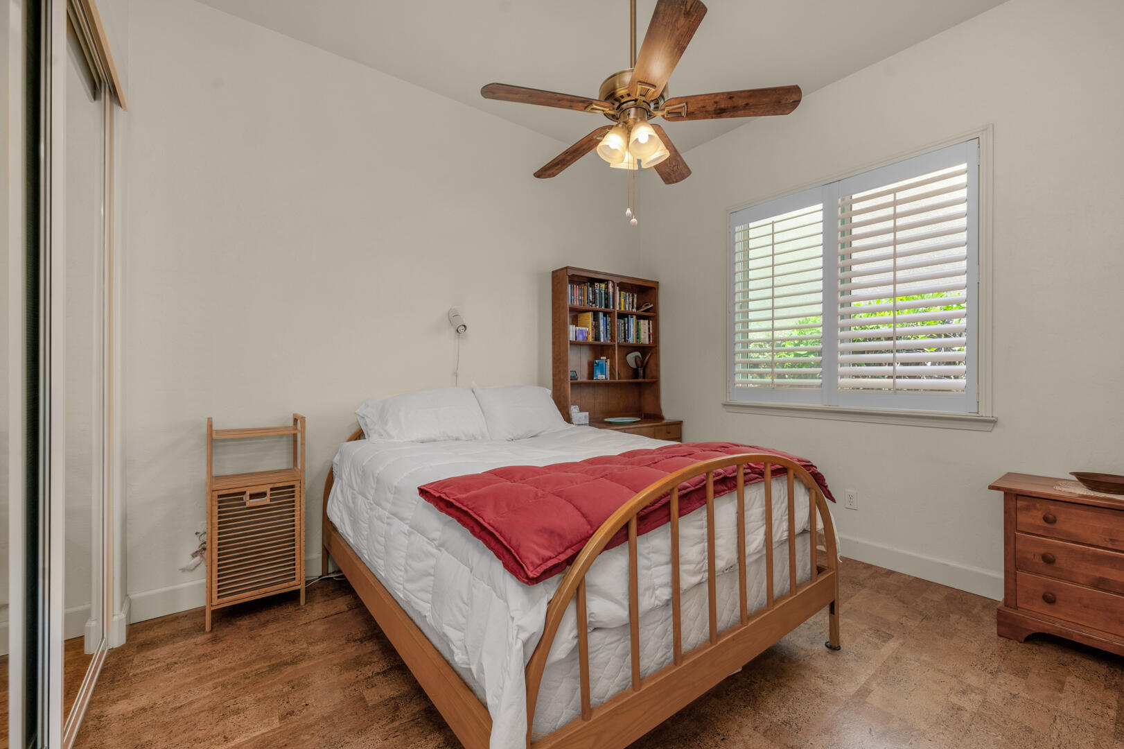 3020 W Ceres Ave, Visalia, CA 93291