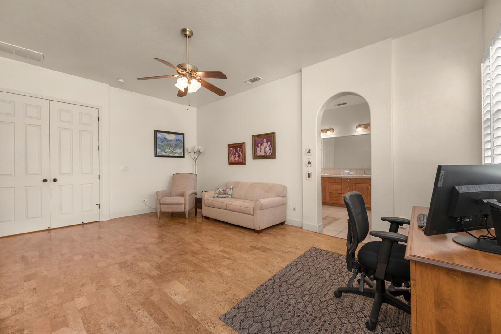 3020 W Ceres Ave, Visalia, CA 93291