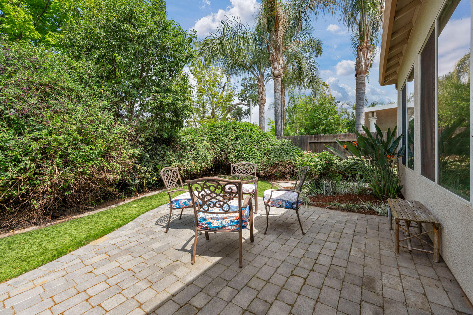 3020 W Ceres Ave, Visalia, CA 93291