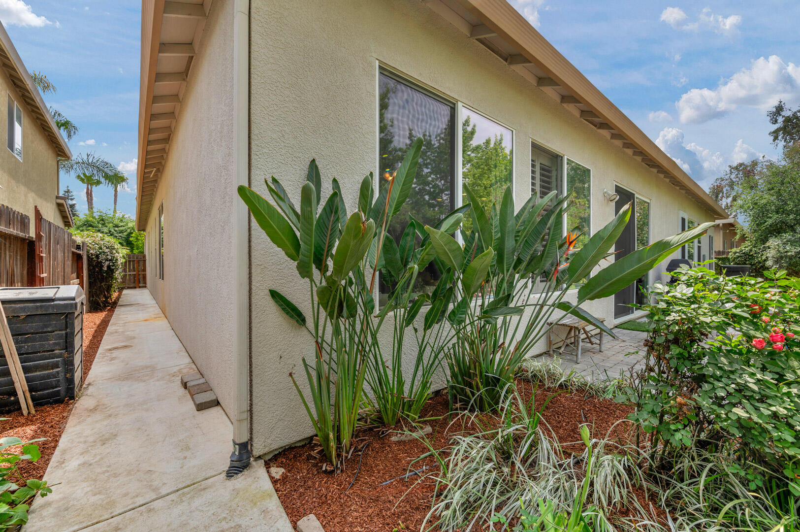 3020 W Ceres Ave, Visalia, CA 93291