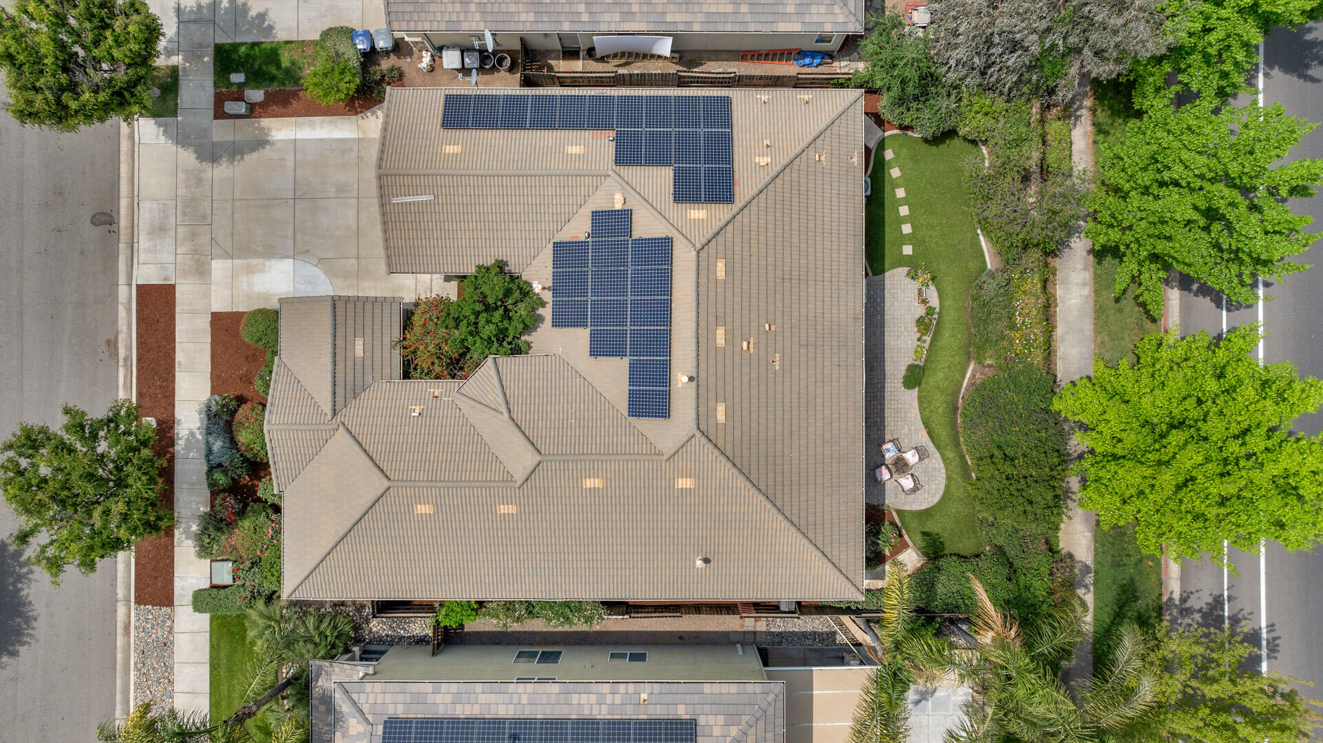 3020 W Ceres Ave, Visalia, CA 93291