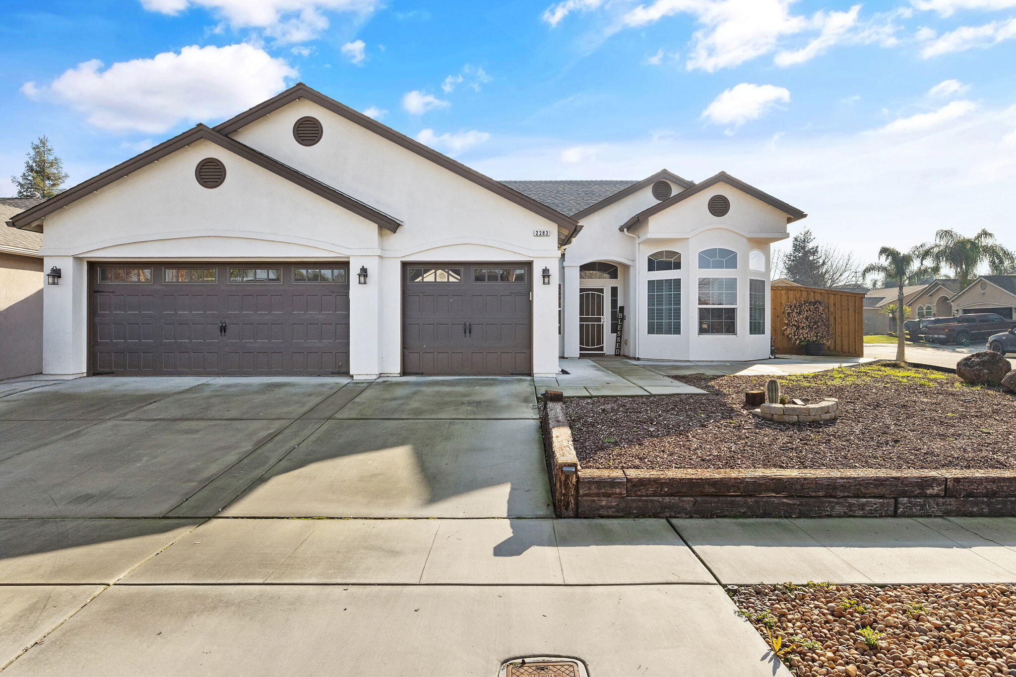 2283 Catavee Ave, Tulare, CA 93274