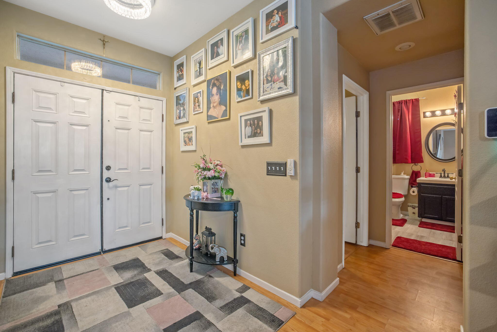 3939 S Bollinger St, Visalia, CA 93277