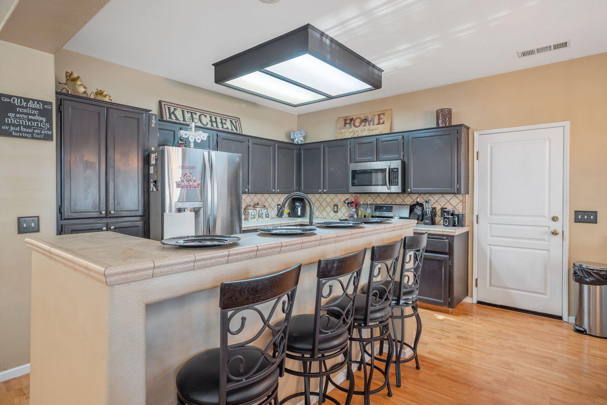 3939 S Bollinger St, Visalia, CA 93277