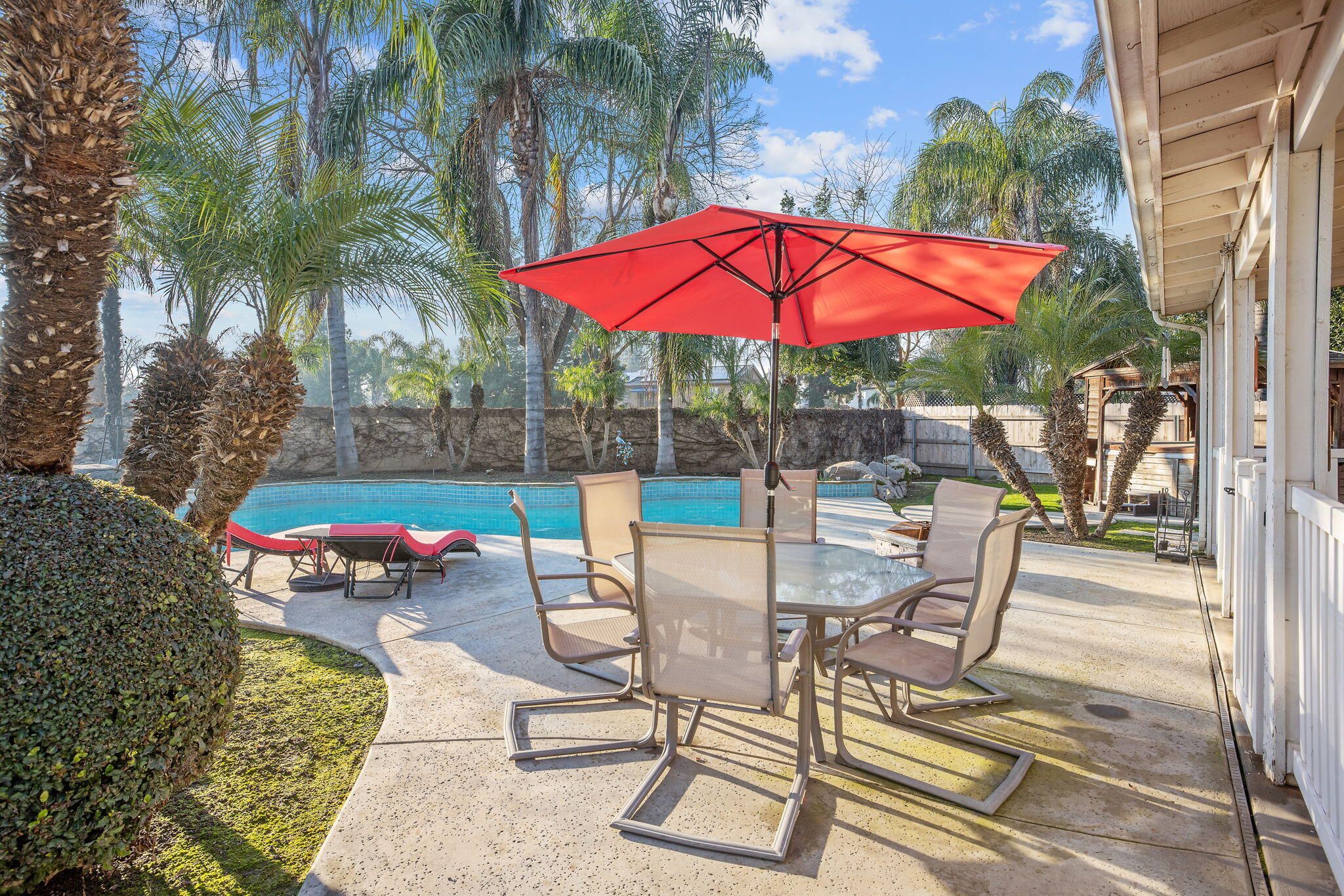 3939 S Bollinger St, Visalia, CA 93277