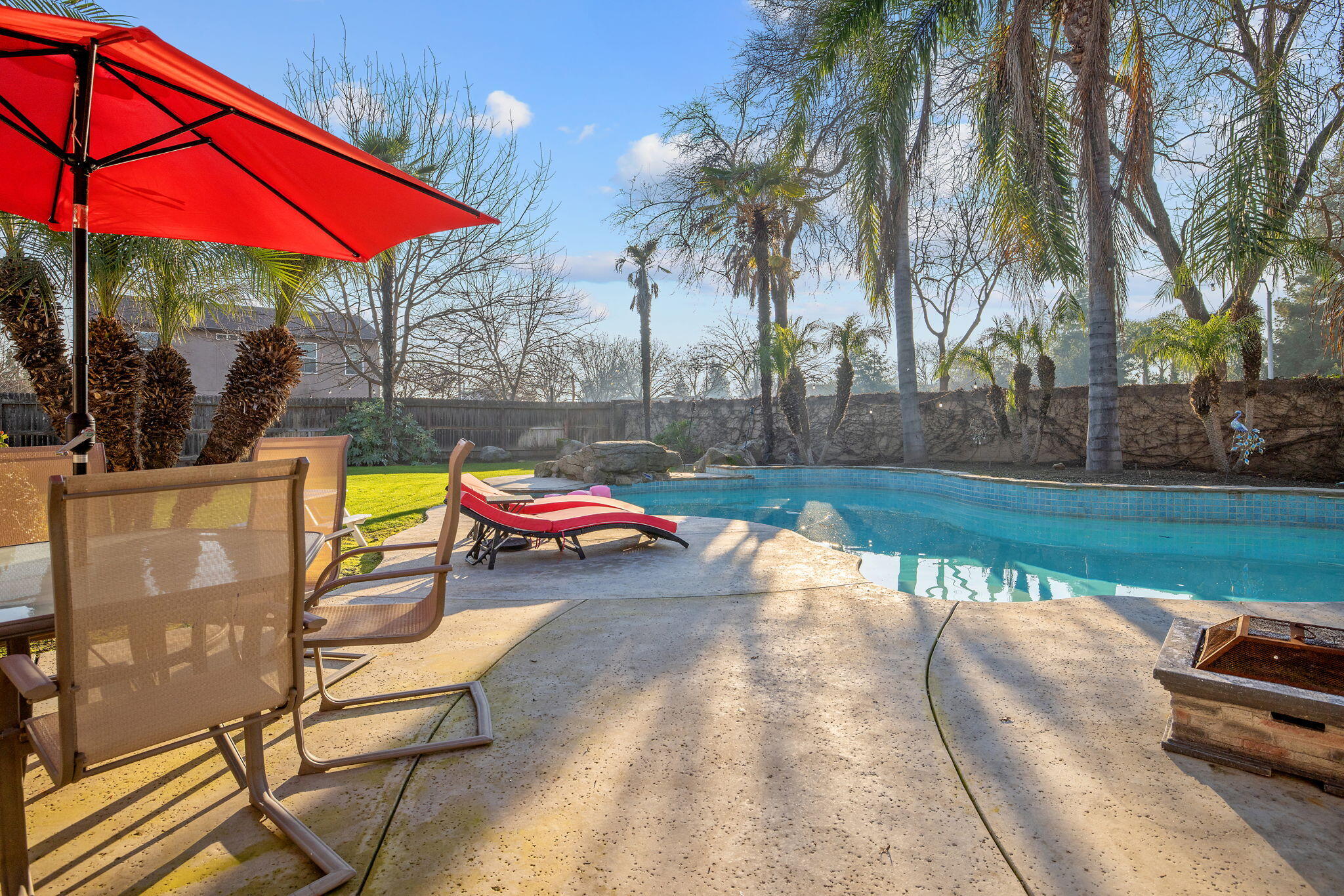 3939 S Bollinger St, Visalia, CA 93277