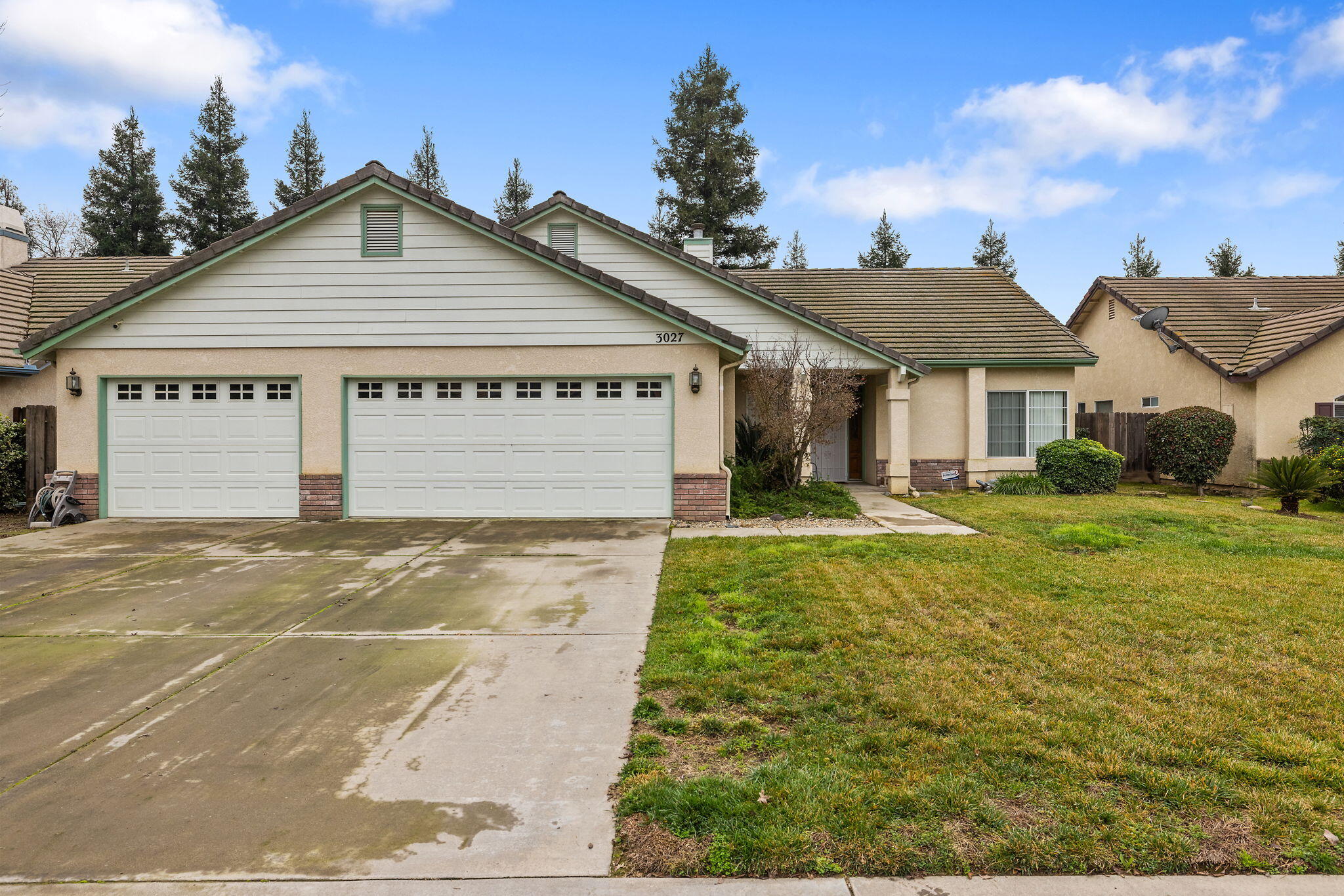 3027 W Rialto Ave, Visalia, CA 93277