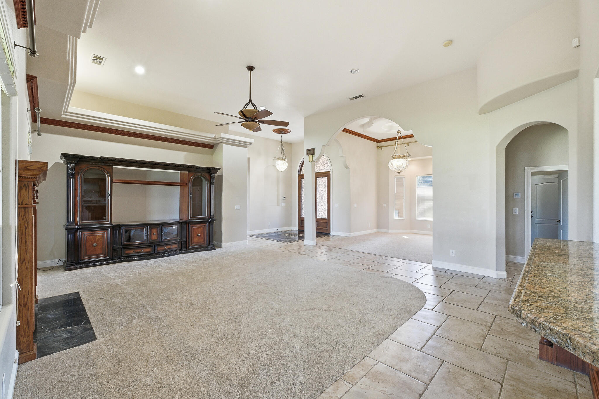 12524 Ave 320, Visalia, CA 93291