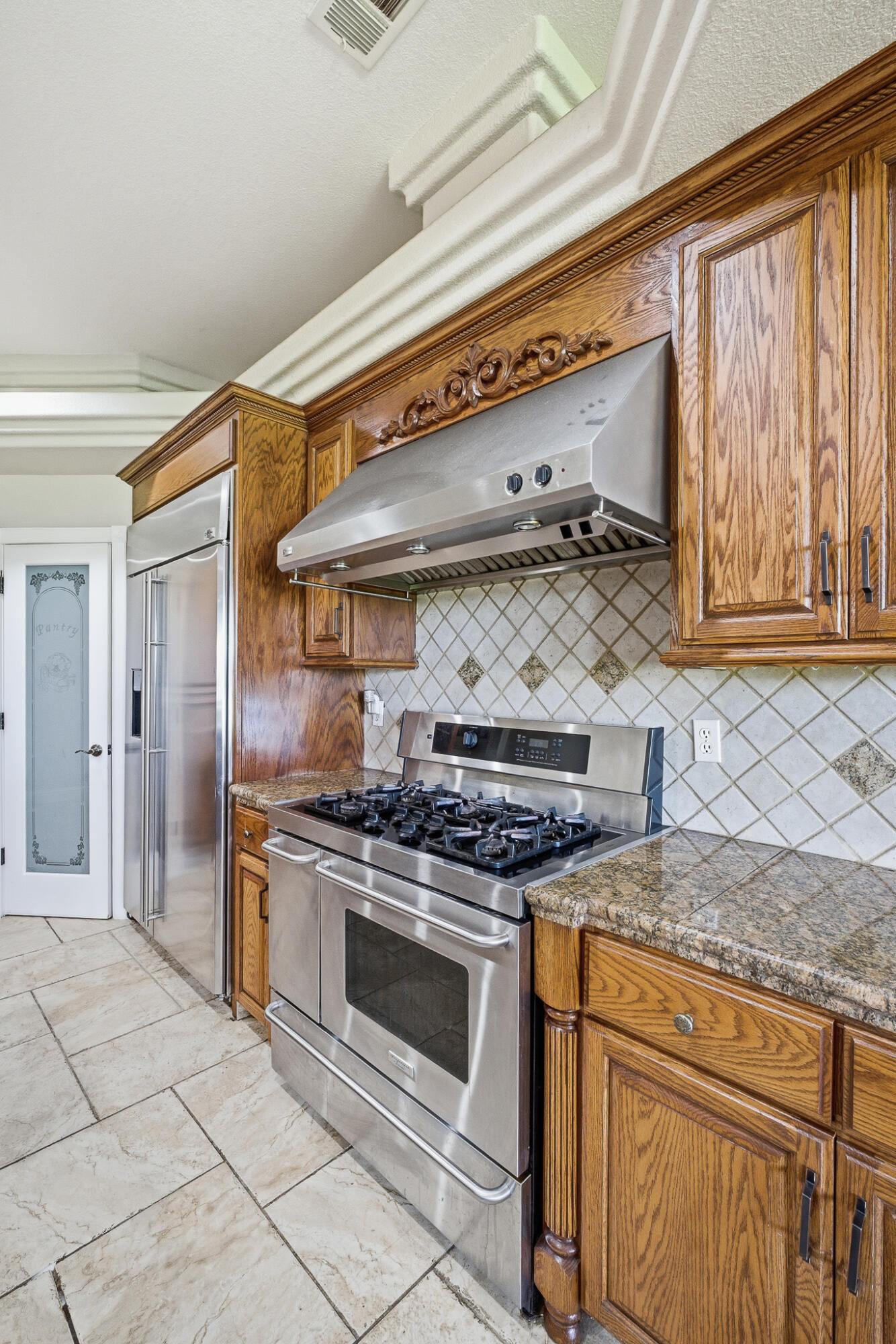 12524 Ave 320, Visalia, CA 93291