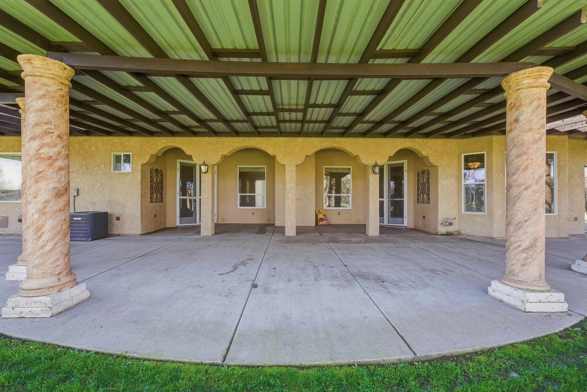 12524 Ave 320, Visalia, CA 93291