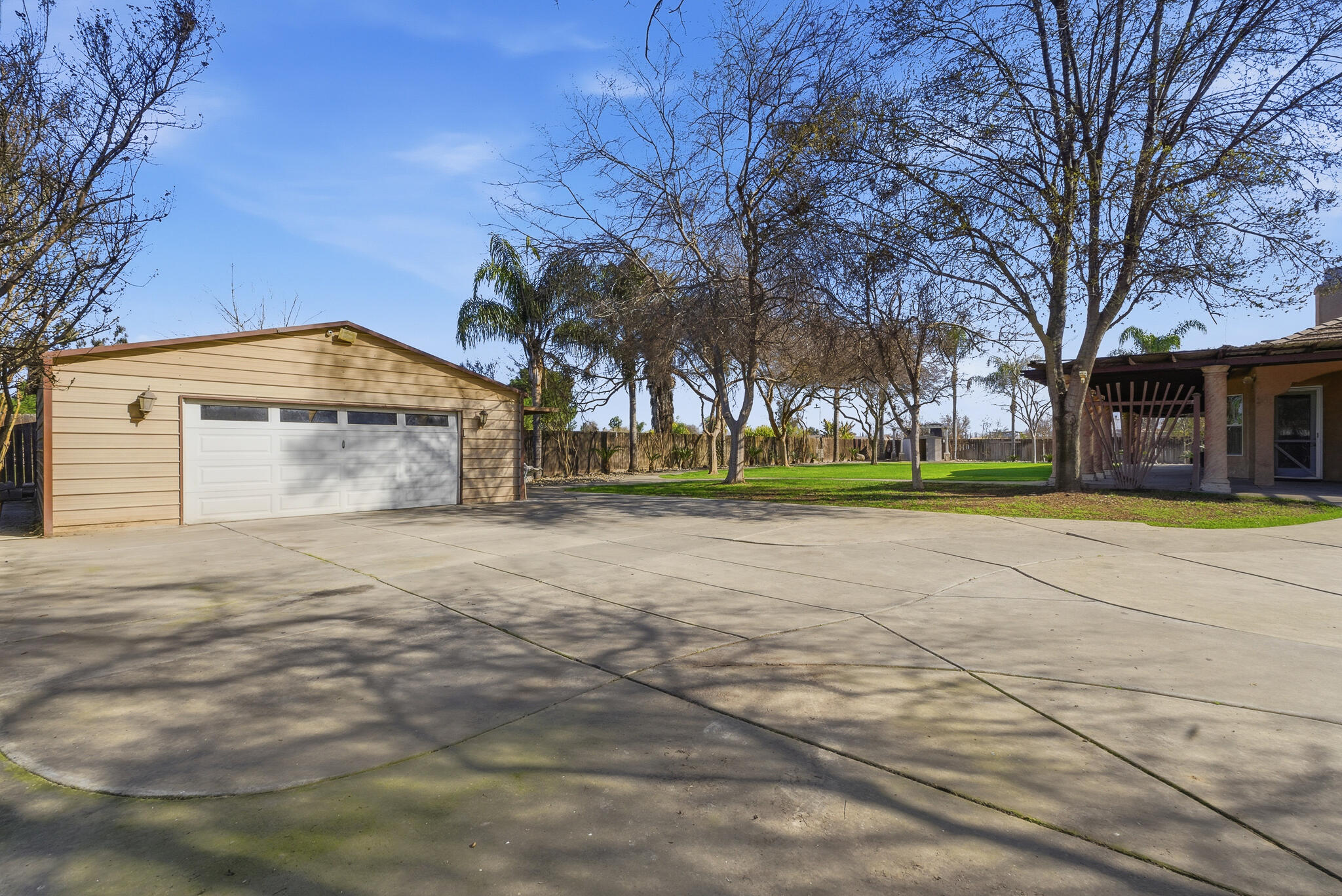 12524 Ave 320, Visalia, CA 93291