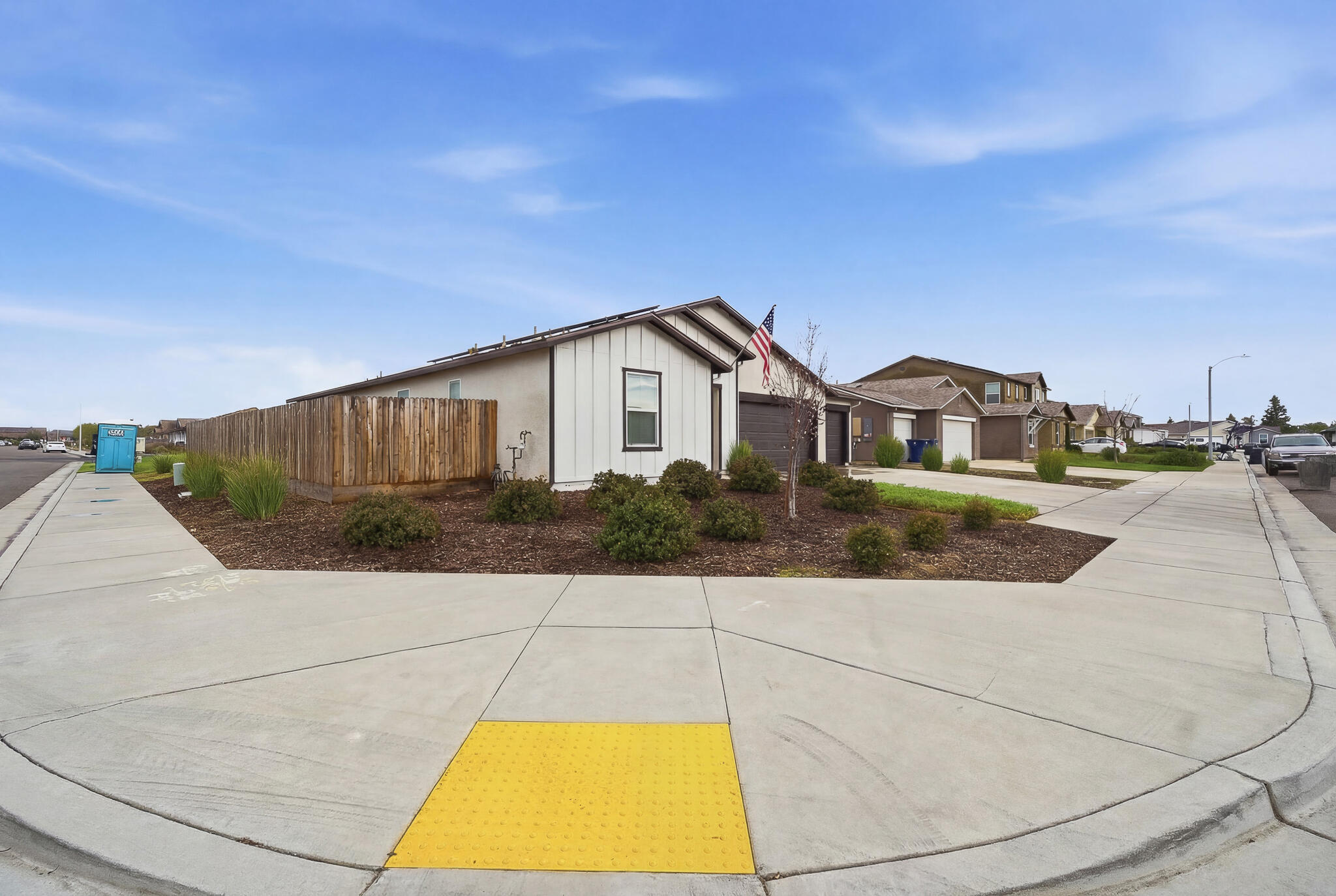 2340 Beth Page Ave, Tulare, CA 93274
