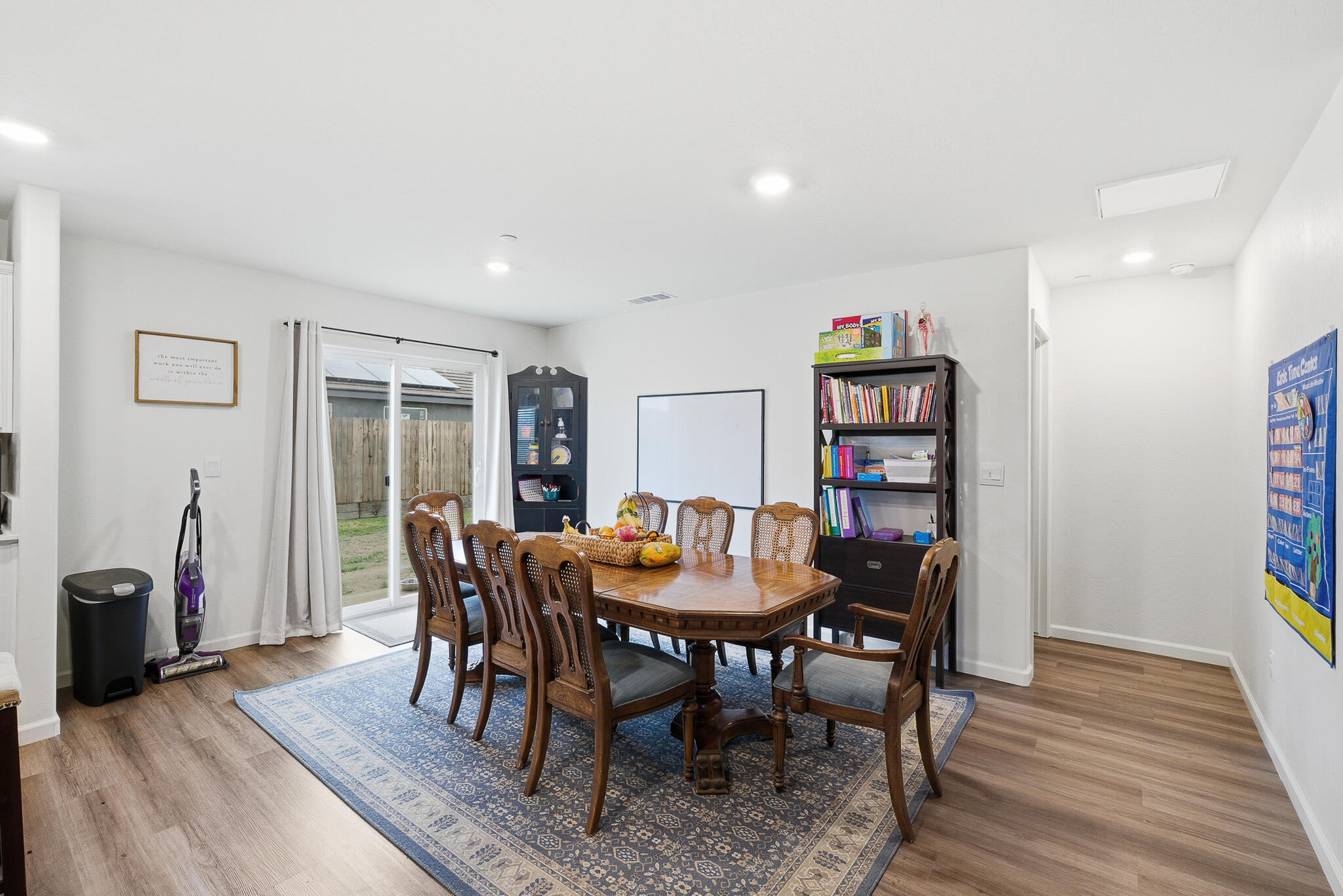 2340 Beth Page Ave, Tulare, CA 93274