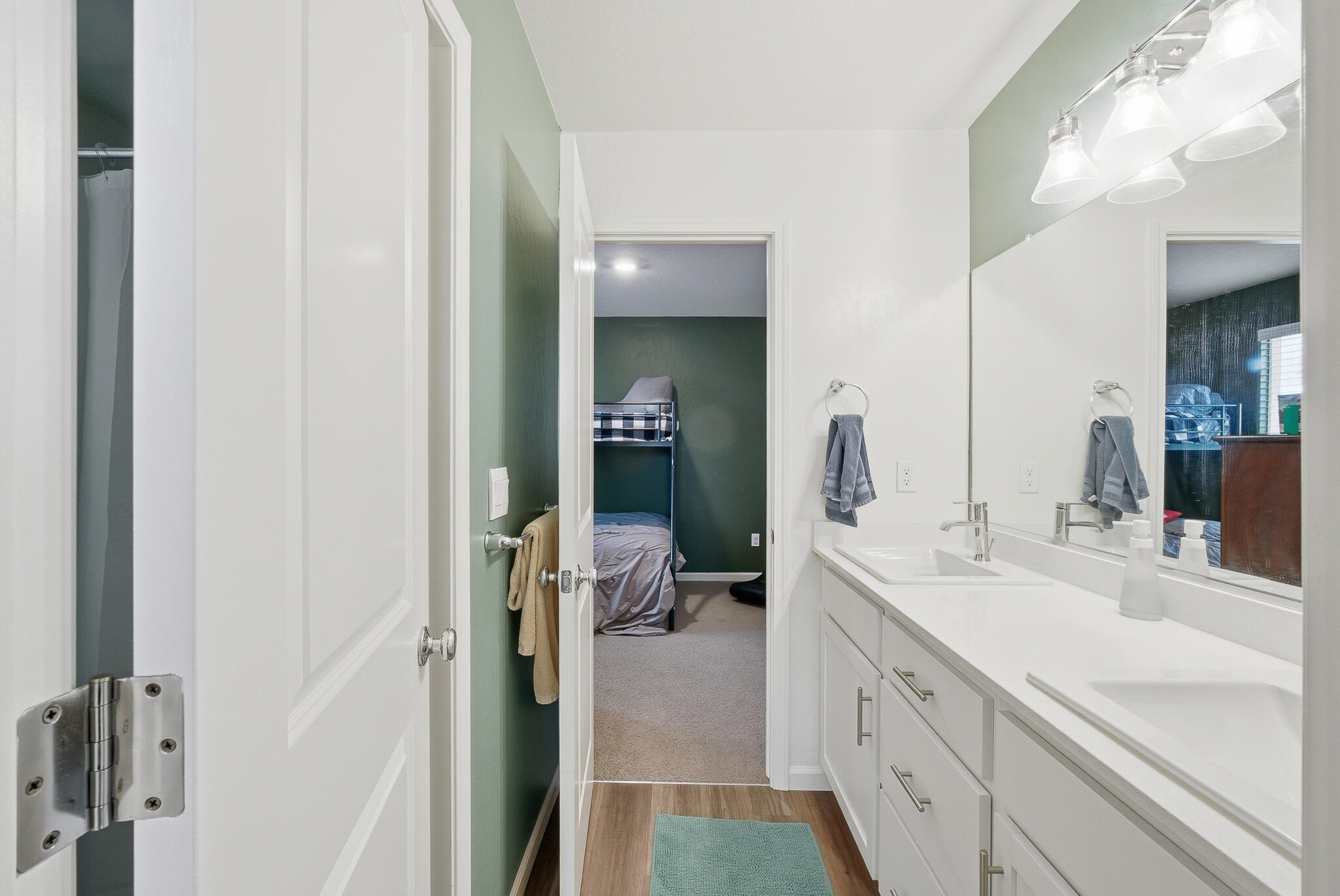 2340 Beth Page Ave, Tulare, CA 93274