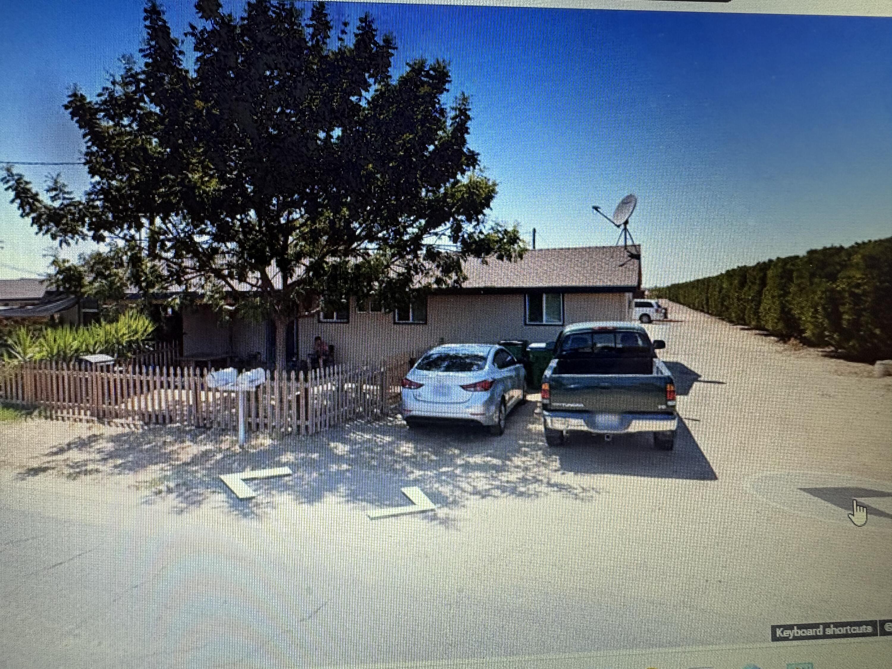 17186 Millwood Dr, Visalia, CA 93292