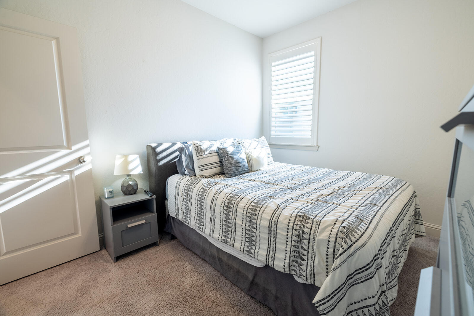 4407 S Ernest St, Visalia, CA 93277