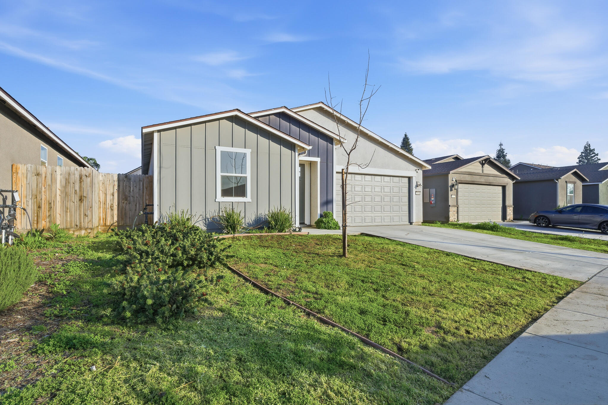 2824 S Cain St, Visalia, CA 93292