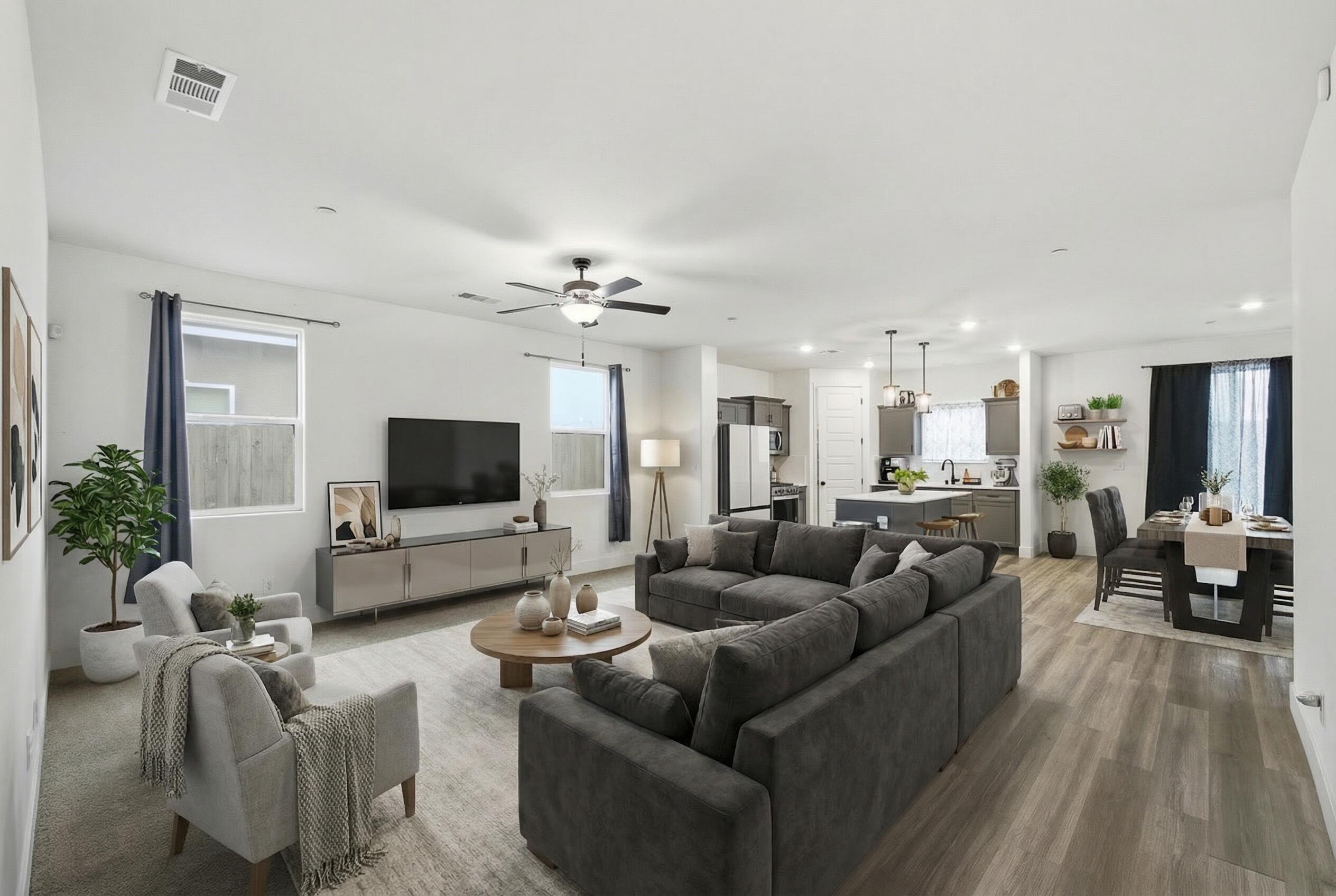 2824 S Cain St, Visalia, CA 93292