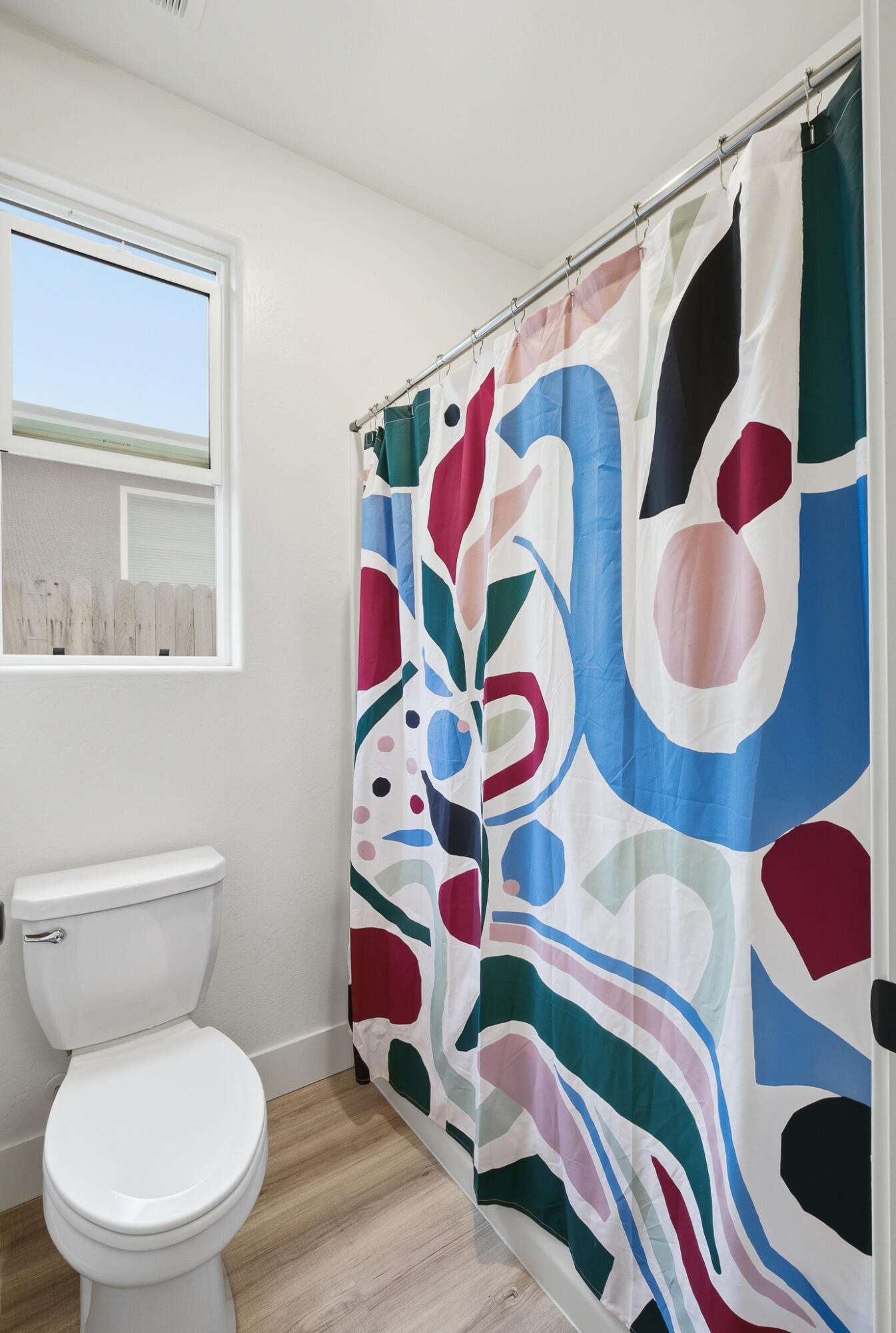 2824 S Cain St, Visalia, CA 93292