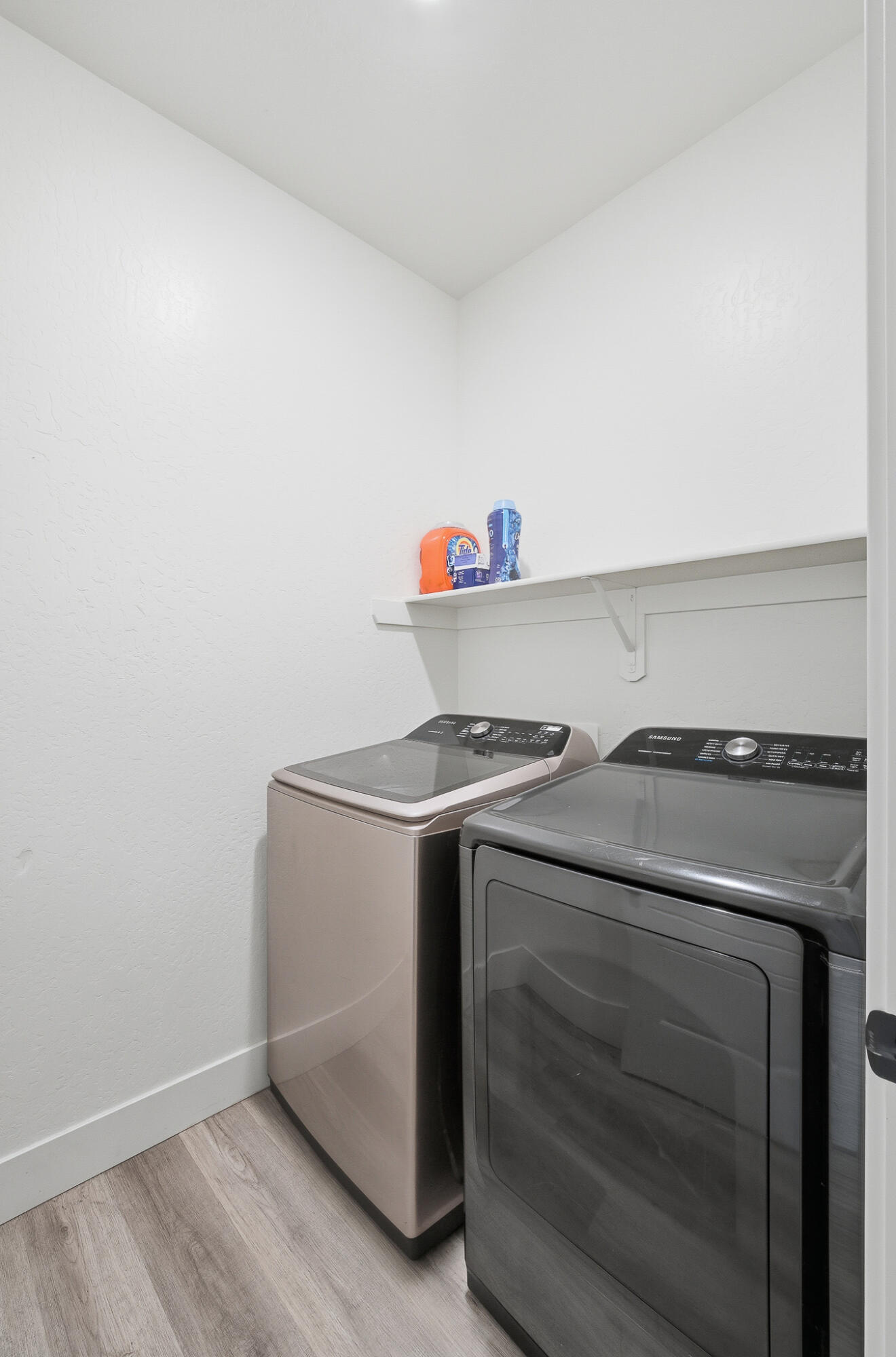 2824 S Cain St, Visalia, CA 93292